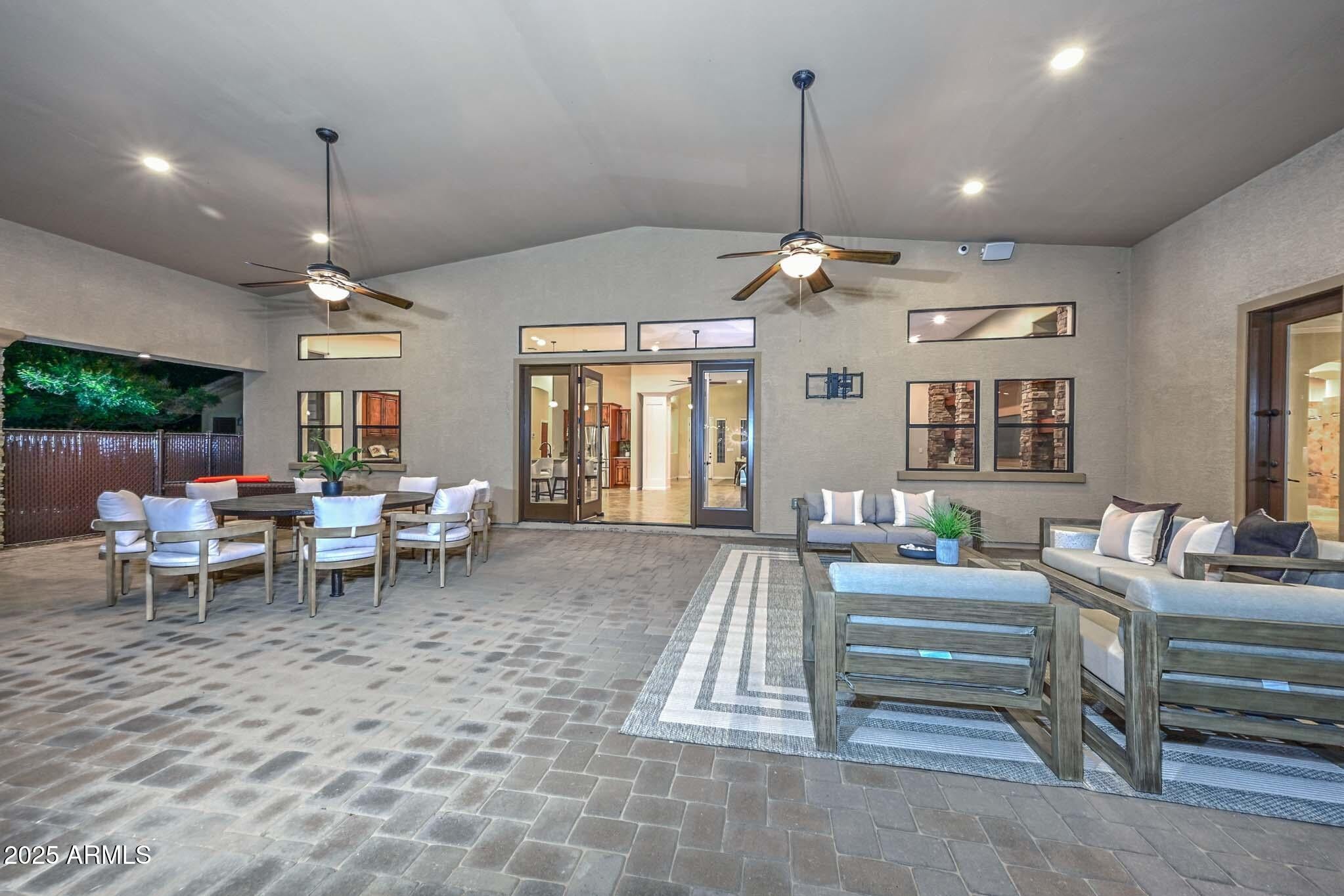 Phoenix, Arizona, 85032, United States, 5 Bedrooms Bedrooms, ,4 BathroomsBathrooms,Residential,Active,1993957