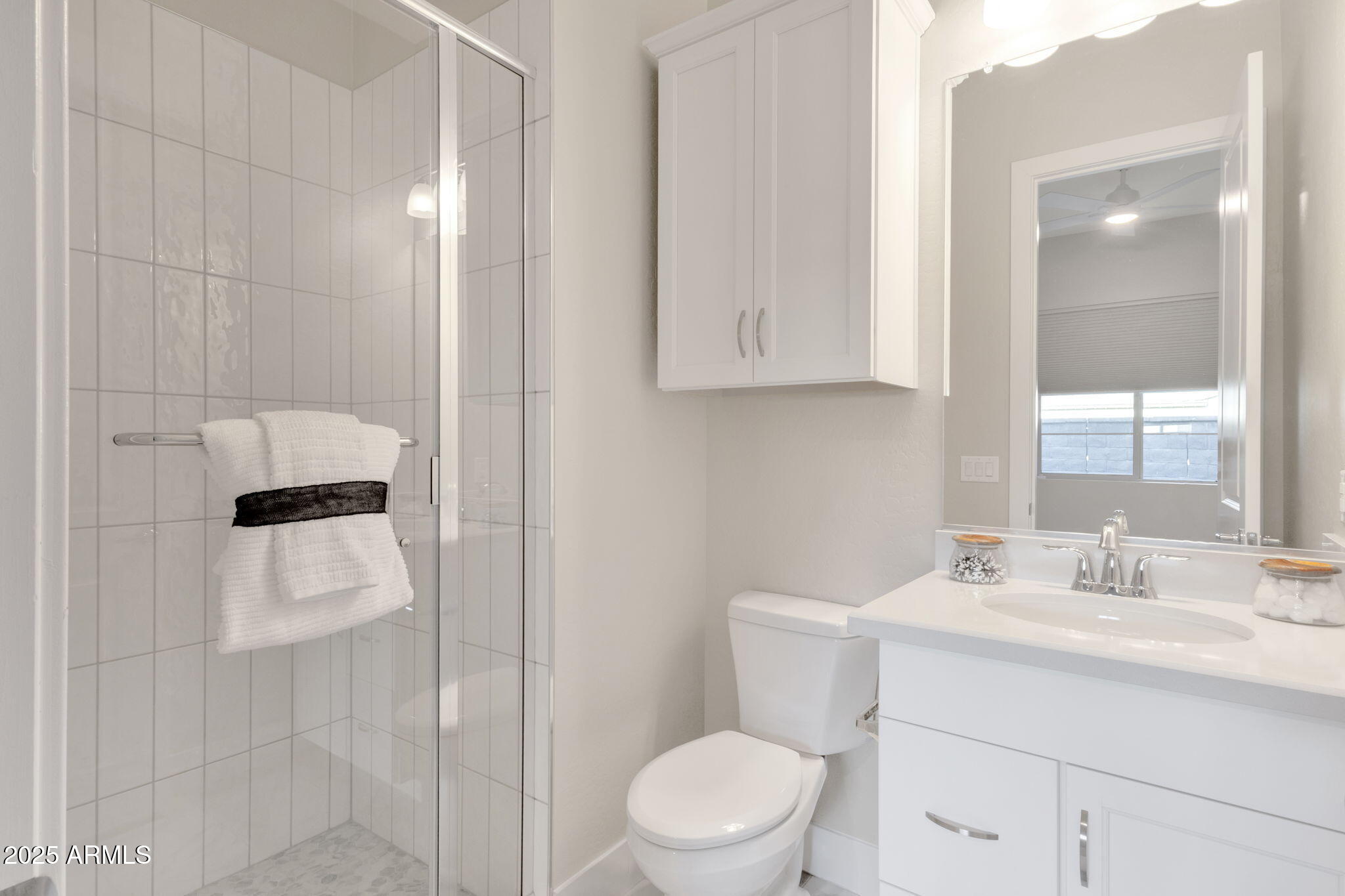 Gilbert, Arizona, 85298, United States, 5 Bedrooms Bedrooms, ,4 BathroomsBathrooms,Residential,Pending,1998605