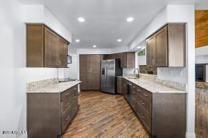 Flagstaff, Arizona, 86005, United States, 3 Bedrooms Bedrooms, ,3 BathroomsBathrooms,Residential,Active,2002672