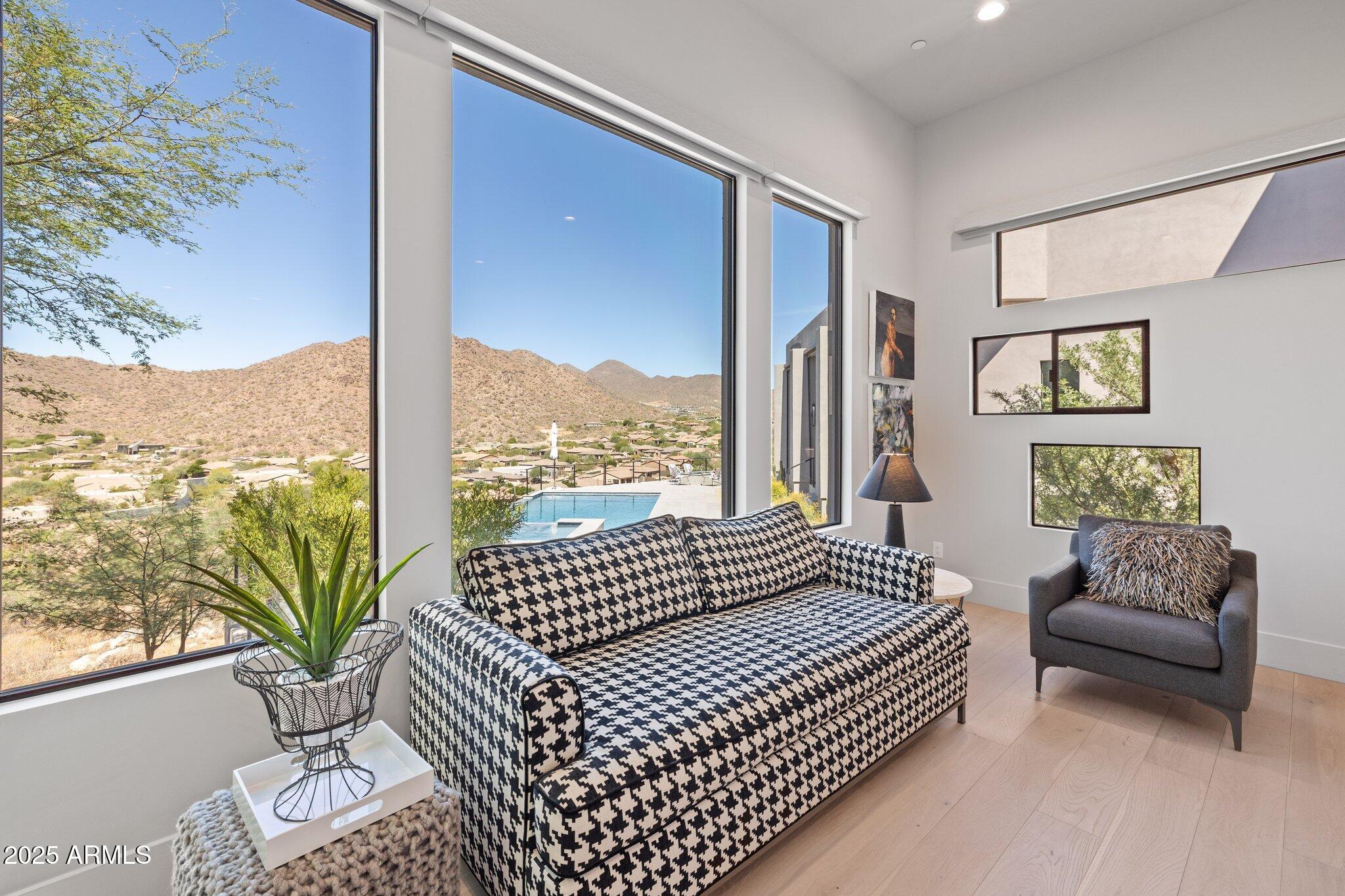 Fountain Hills, Arizona, 85268, United States, 4 Bedrooms Bedrooms, ,5 BathroomsBathrooms,Residential,Active,1951802