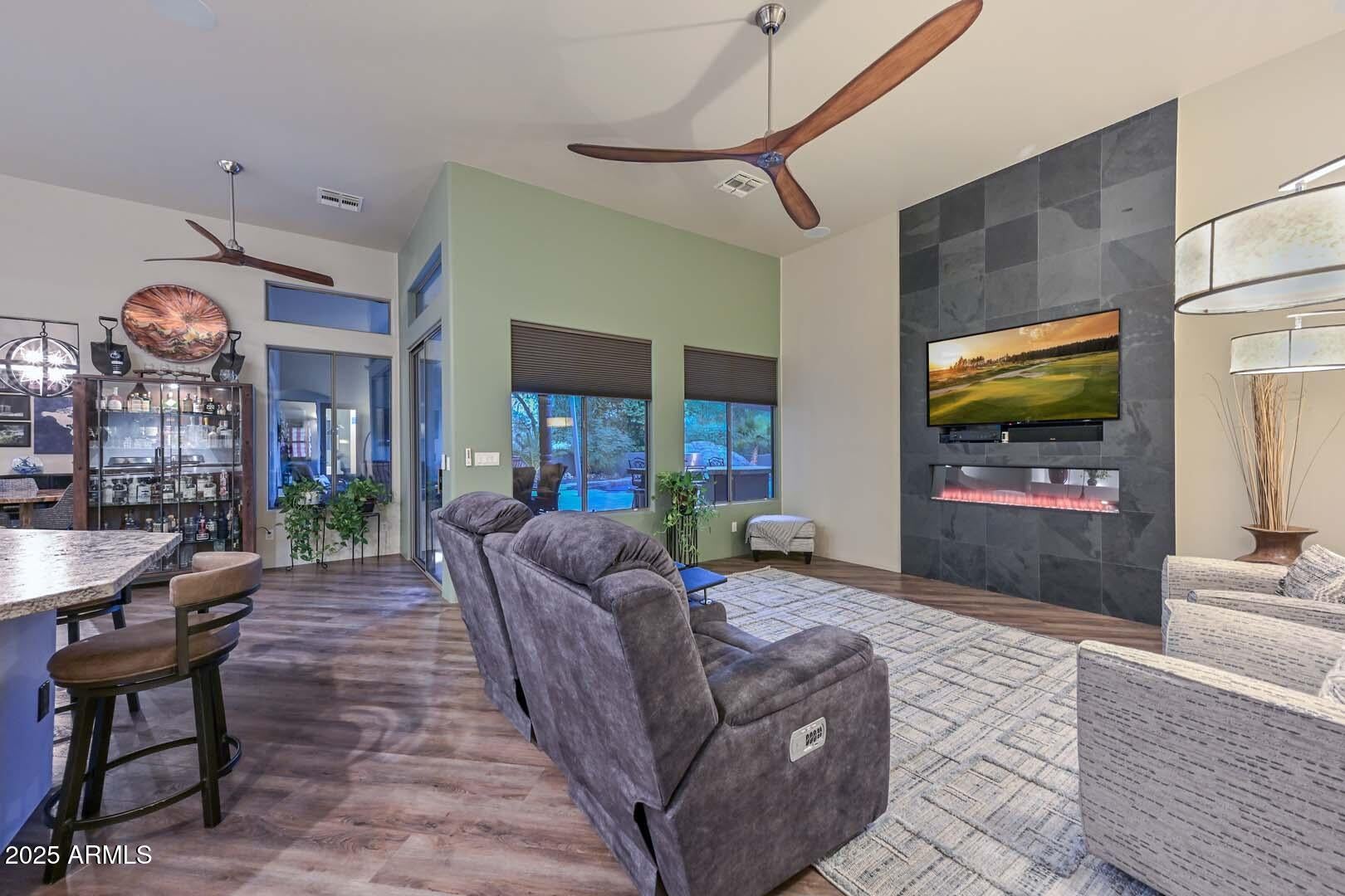 Peoria, Arizona, 85383, United States, 3 Bedrooms Bedrooms, ,4 BathroomsBathrooms,Residential,Active,1943830