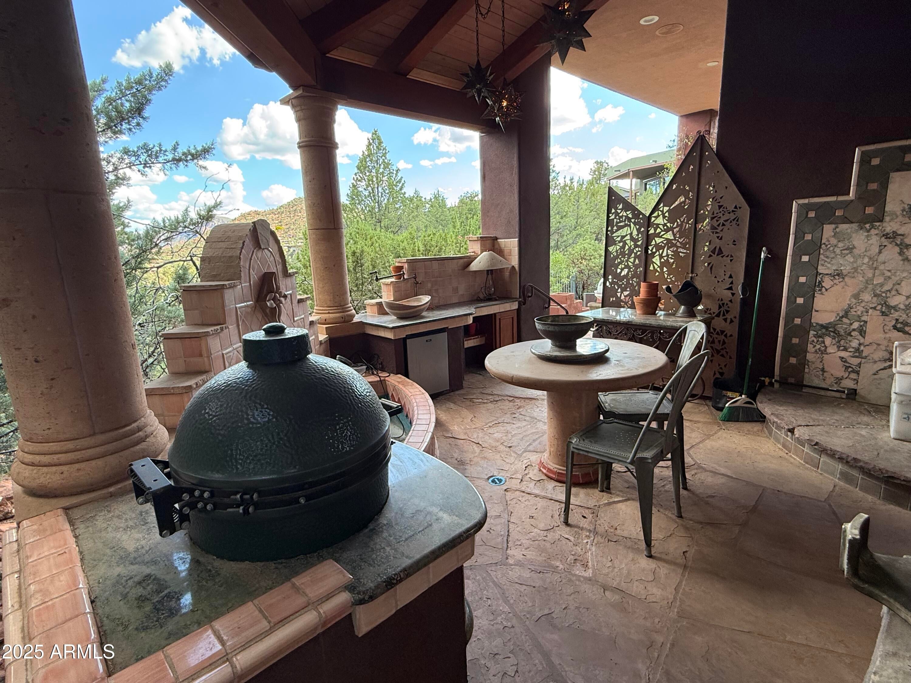 Sedona, Arizona, 86336, United States, 3 Bedrooms Bedrooms, ,3 BathroomsBathrooms,Residential,Active,1944285