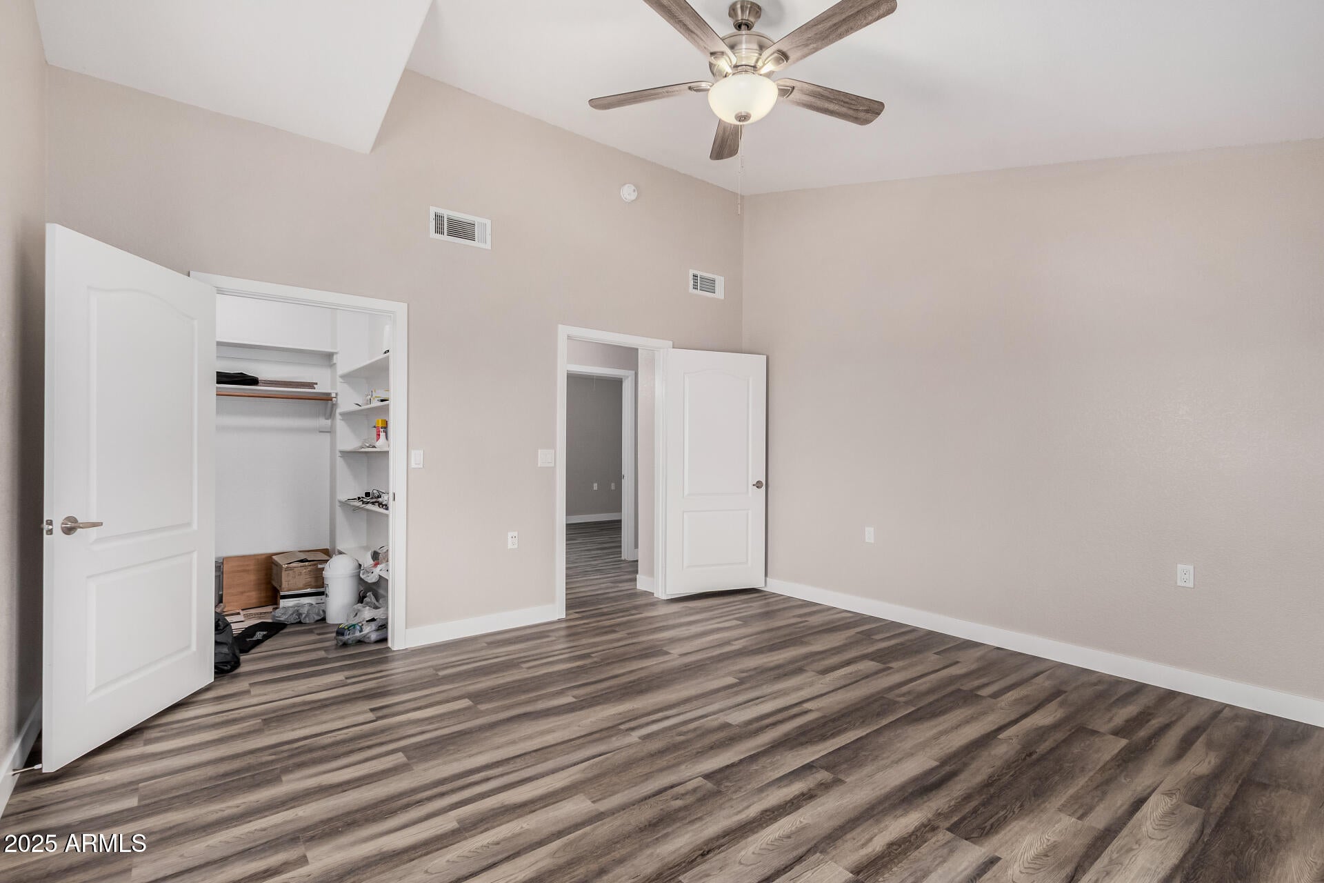 Mesa, Arizona, 85207, United States, 4 Bedrooms Bedrooms, ,3 BathroomsBathrooms,Residential,Active,1936410