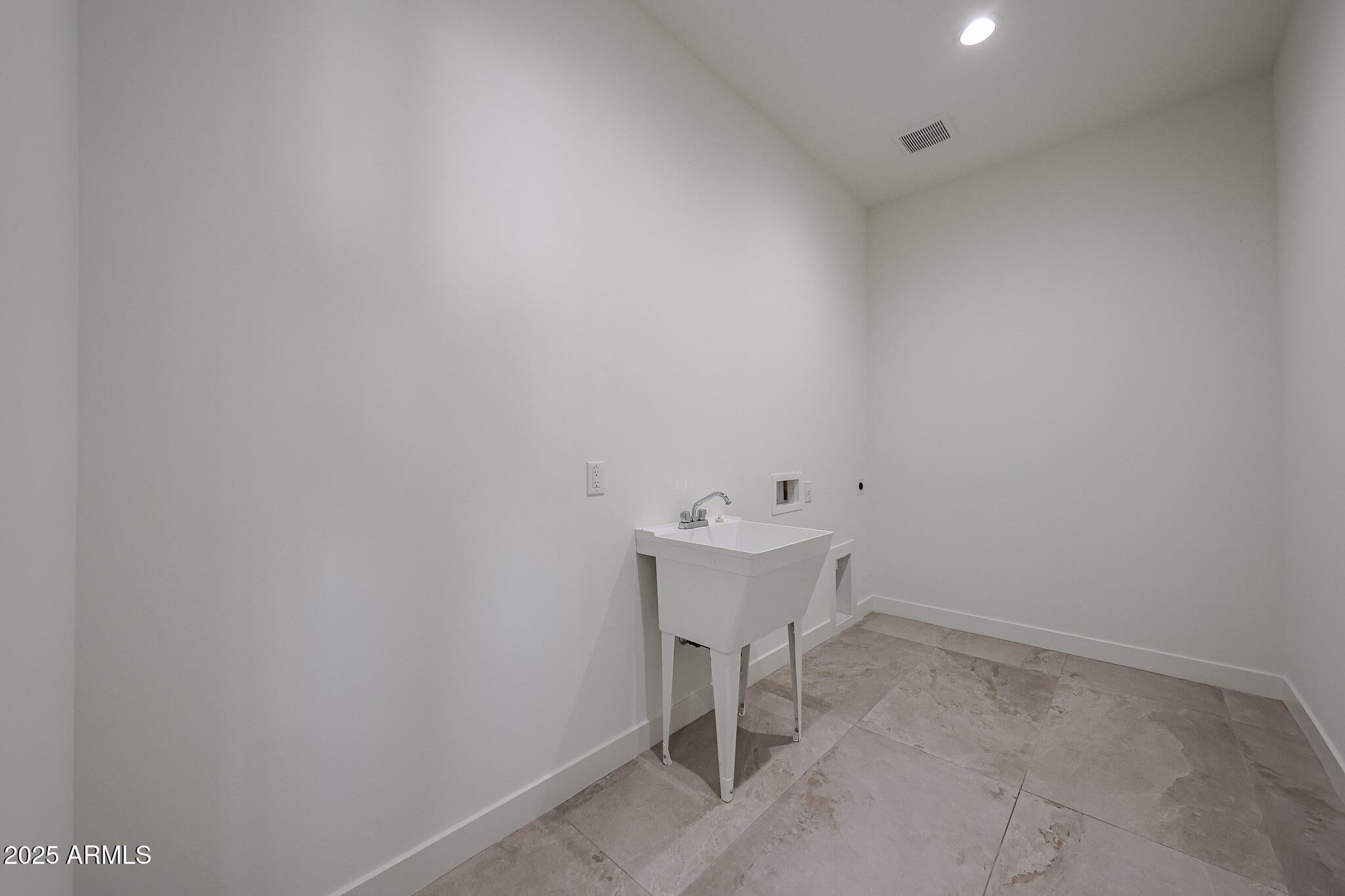 Phoenix, Arizona, 85086, United States, 4 Bedrooms Bedrooms, ,4 BathroomsBathrooms,Residential,Active,2012933