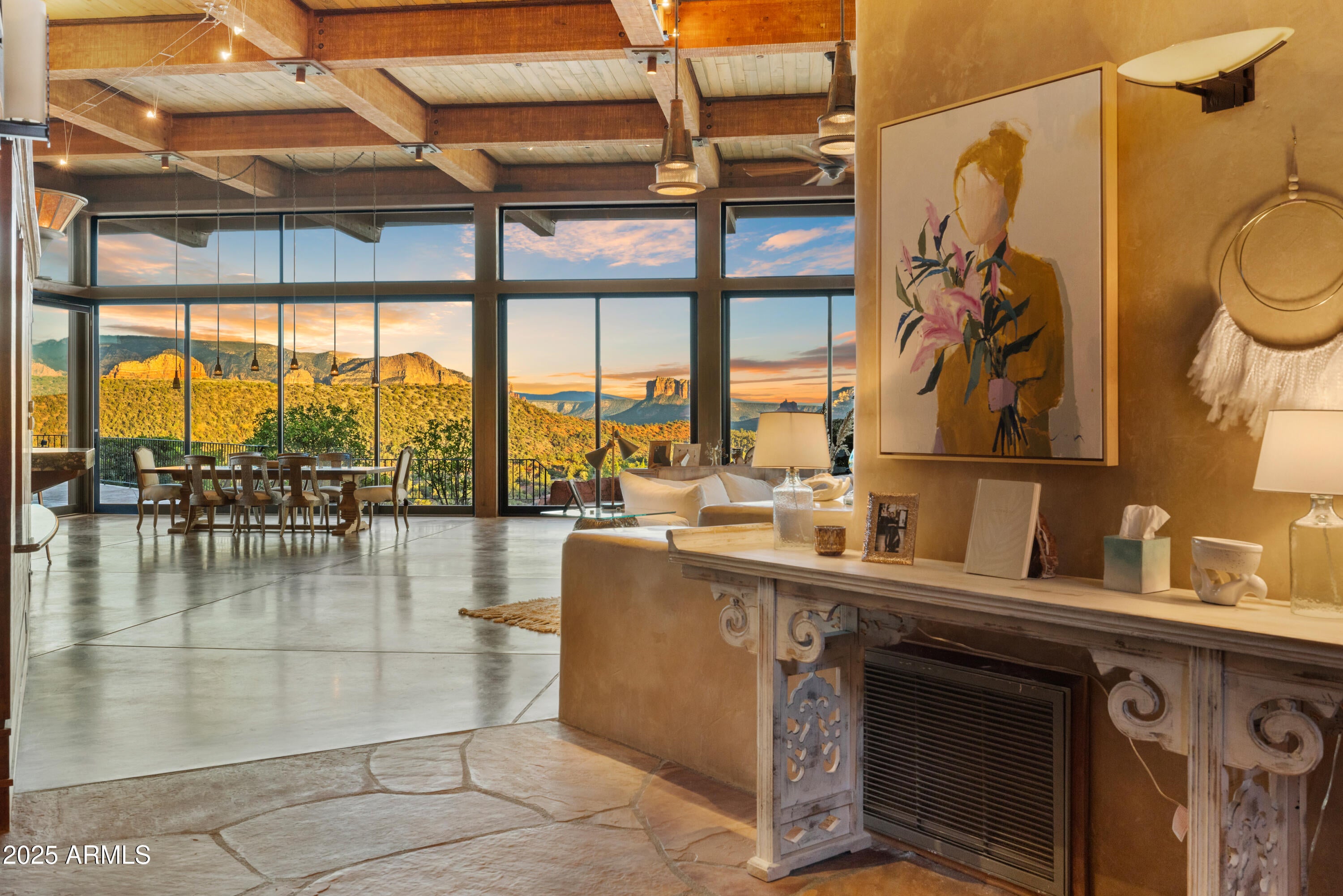 Sedona, Arizona, 86336, United States, 3 Bedrooms Bedrooms, ,6 BathroomsBathrooms,Residential,Active,1944279