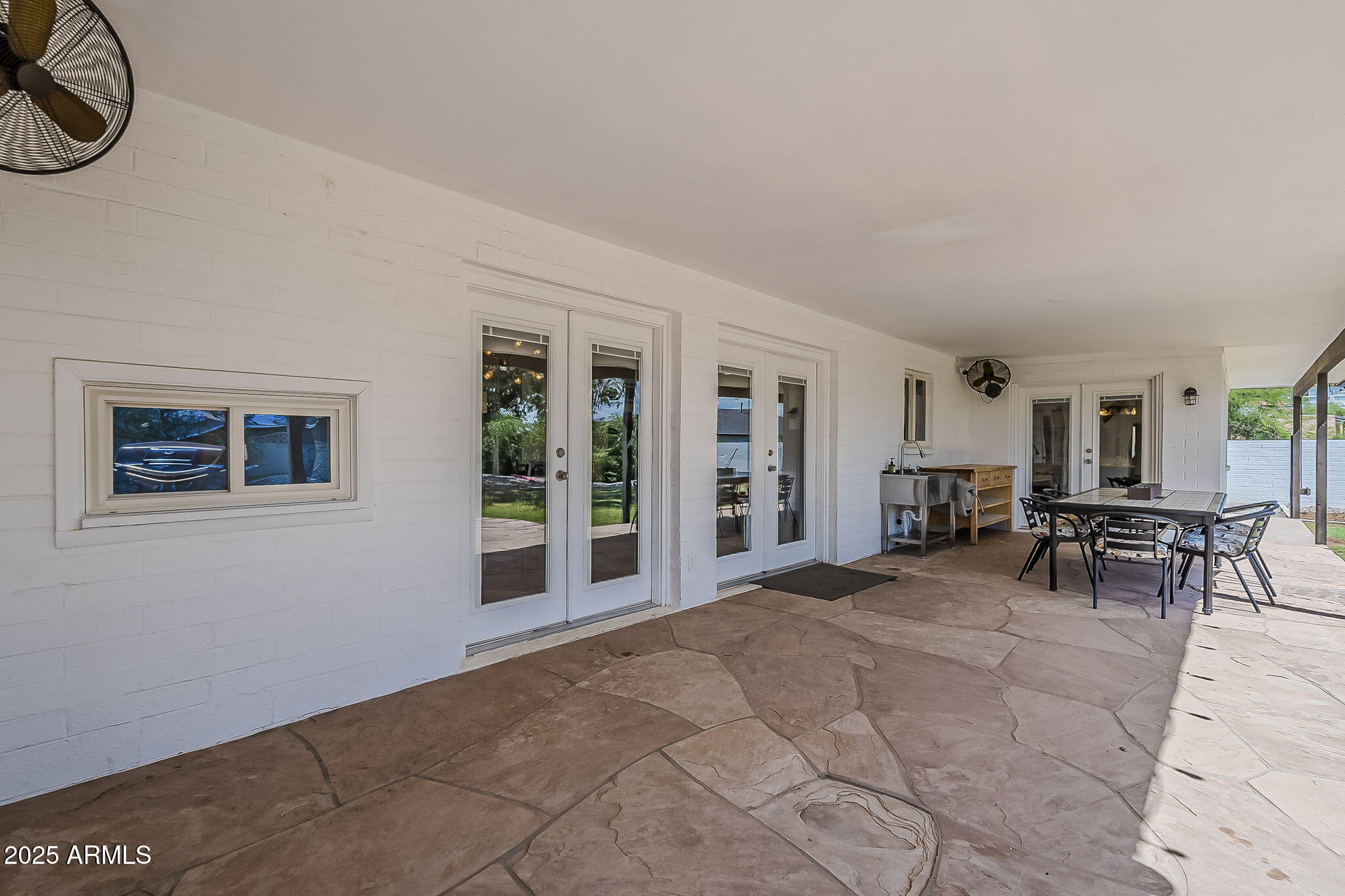Phoenix, Arizona, 85020, United States, 4 Bedrooms Bedrooms, ,4 BathroomsBathrooms,Residential,Active,1946320