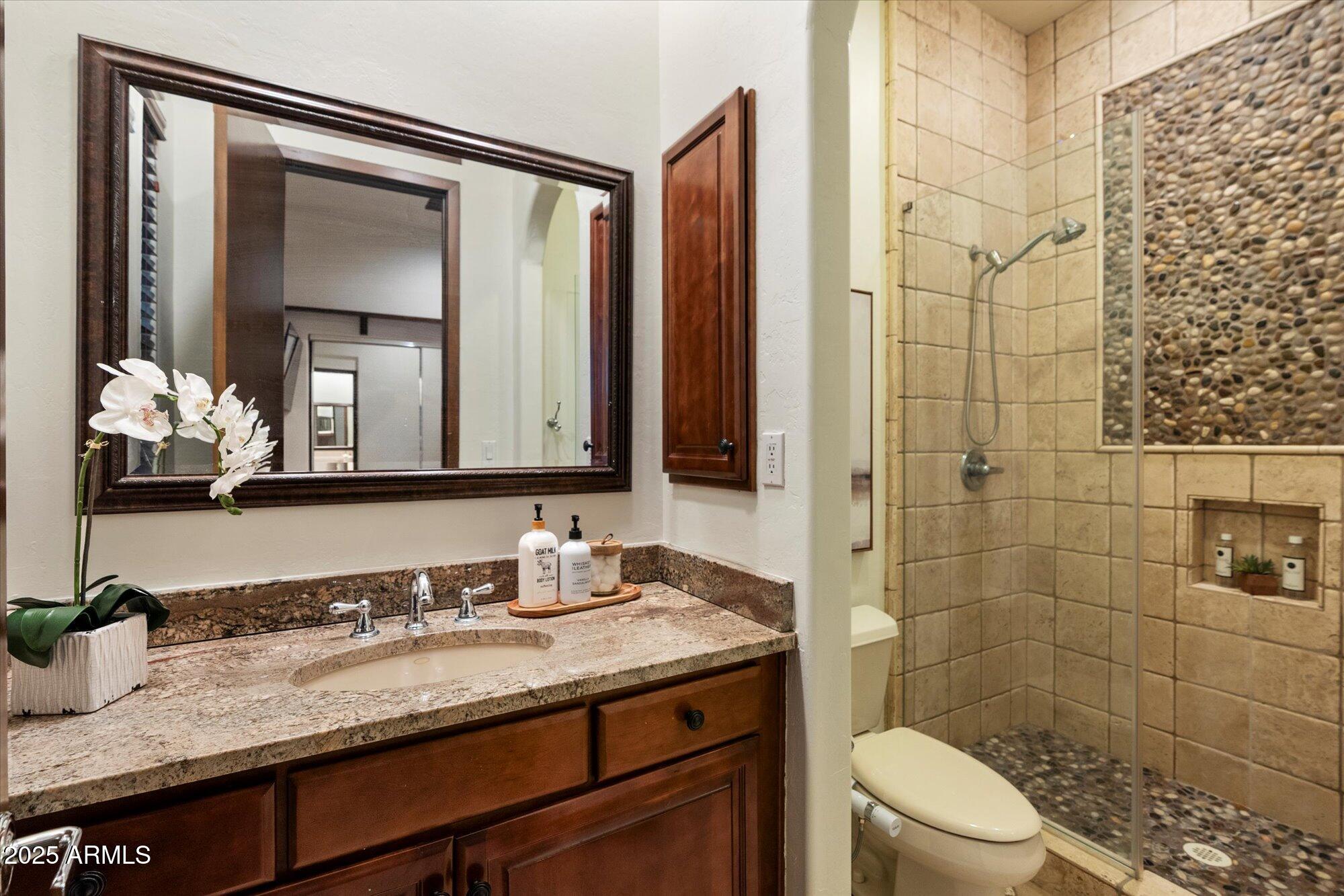 Phoenix, Arizona, 85050, United States, 4 Bedrooms Bedrooms, ,5 BathroomsBathrooms,Residential,Active,2001081