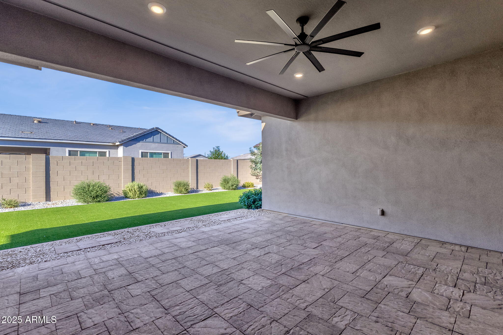 Gilbert, Arizona, 85298, United States, 5 Bedrooms Bedrooms, ,4 BathroomsBathrooms,Residential,Pending,1998605