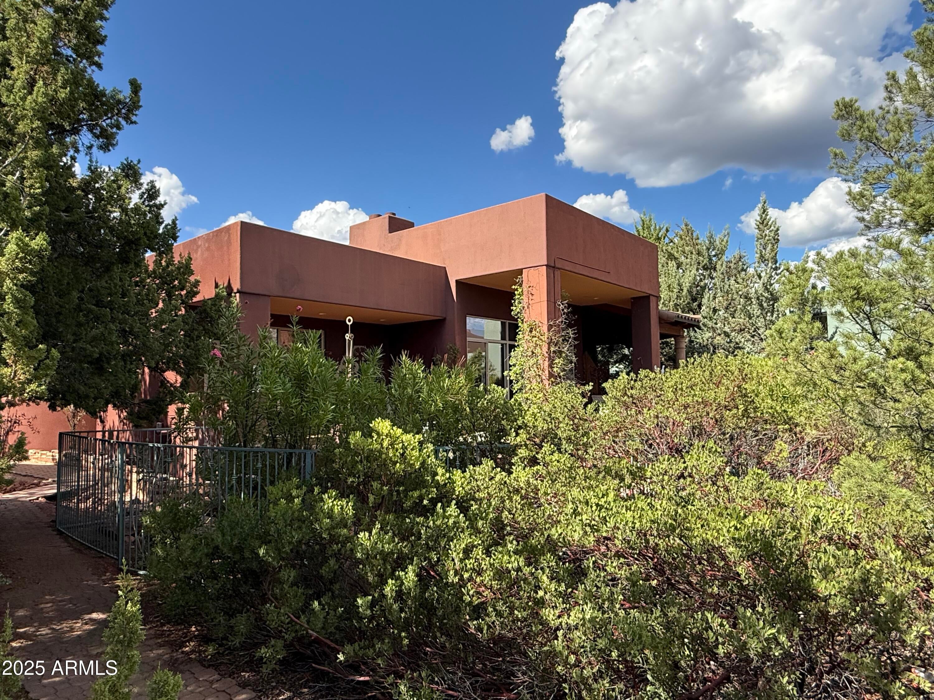 Sedona, Arizona, 86336, United States, 3 Bedrooms Bedrooms, ,3 BathroomsBathrooms,Residential,Active,1944285