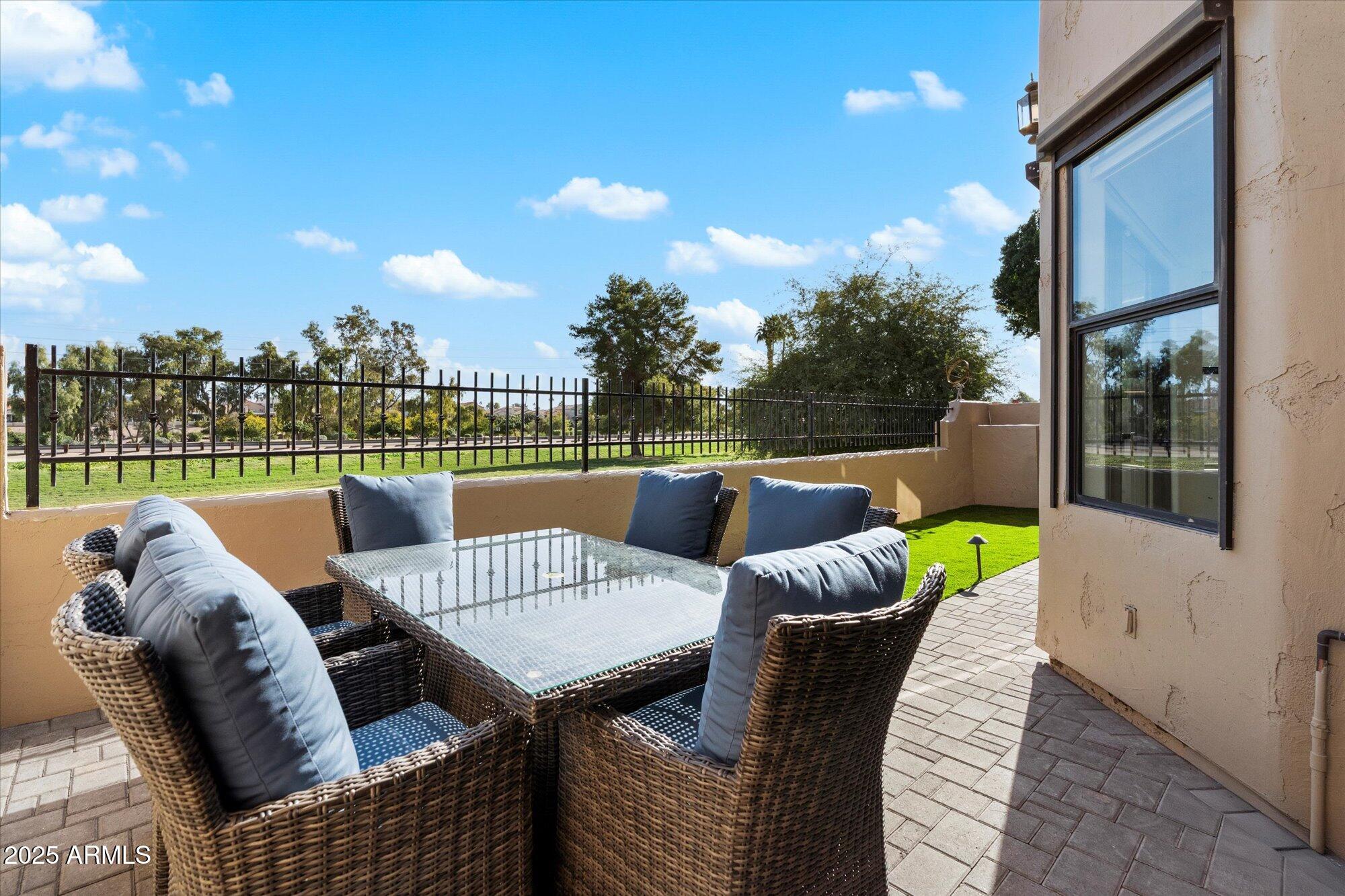 Scottsdale, Arizona, 85250, United States, 4 Bedrooms Bedrooms, ,3 BathroomsBathrooms,Residential,Active,2007185