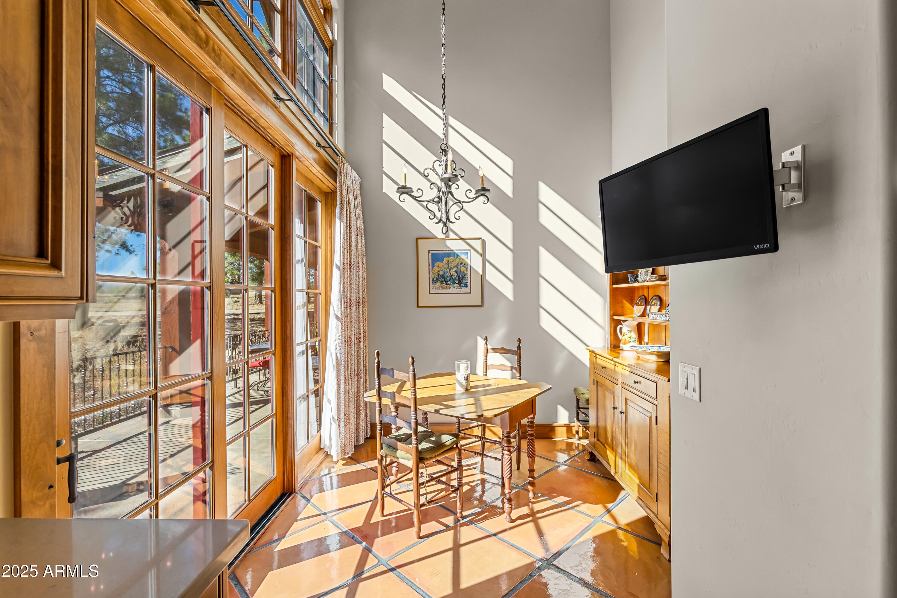 Flagstaff, Arizona, 86001, United States, 4 Bedrooms Bedrooms, ,4 BathroomsBathrooms,Residential,Active,2002671