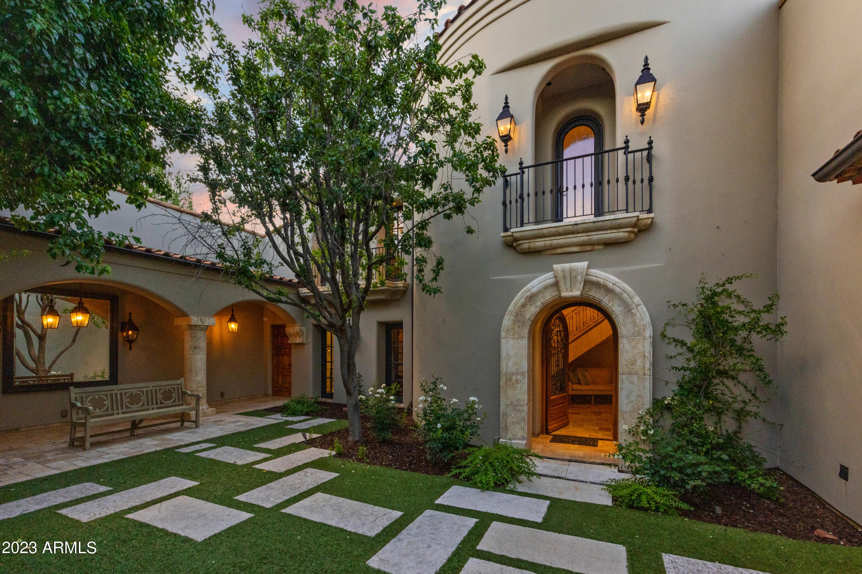Sedona, Arizona, 86336, United States, 4 Bedrooms Bedrooms, ,6 BathroomsBathrooms,Residential,Active,1945095