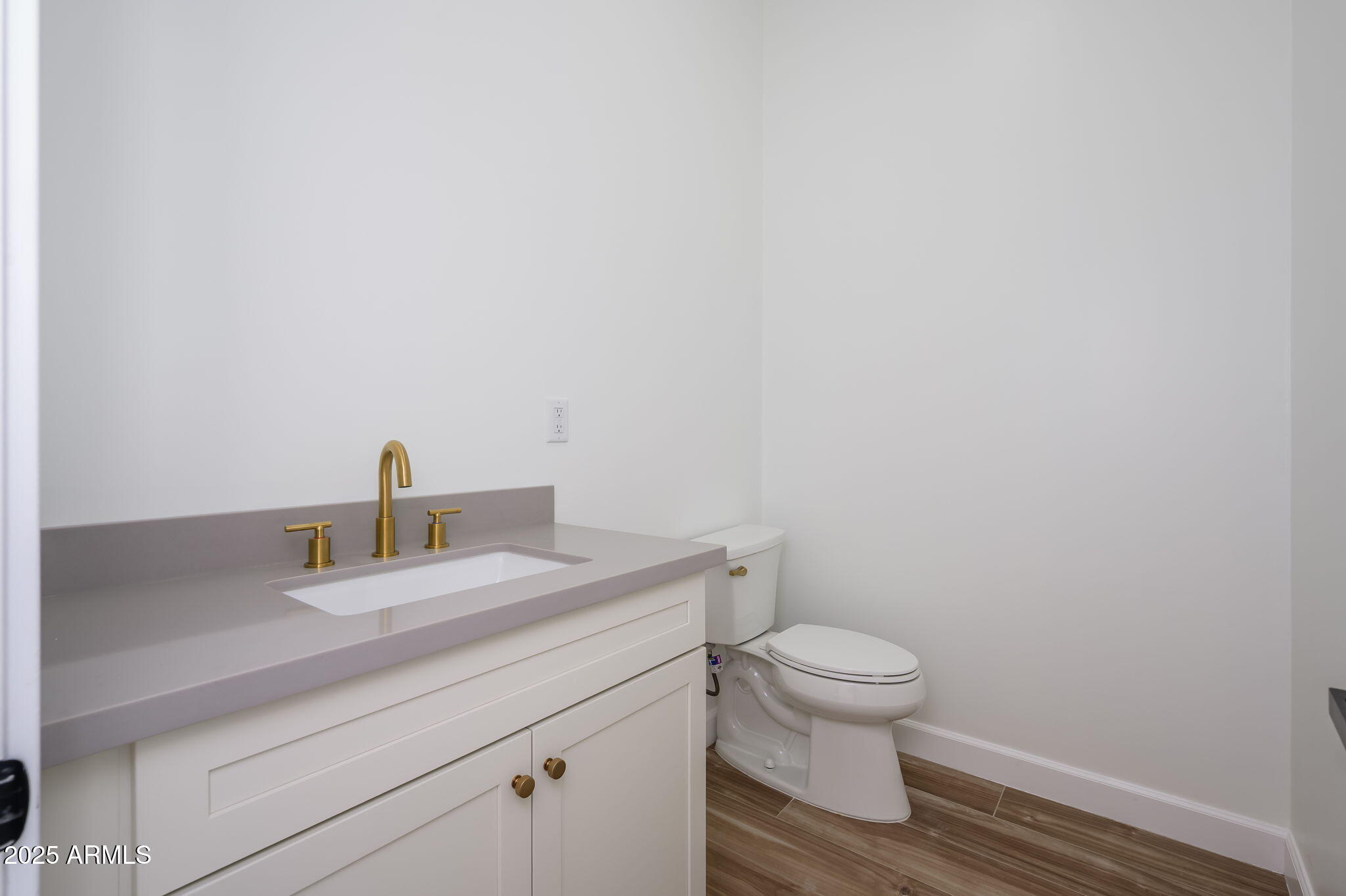 Mesa, Arizona, 85215, United States, 5 Bedrooms Bedrooms, ,6 BathroomsBathrooms,Residential,Active,2007302