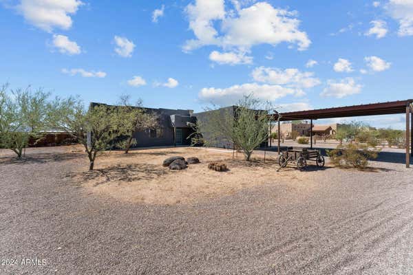 25621 W PATTON RD, WITTMANN, AZ 85361, photo 4 of 53