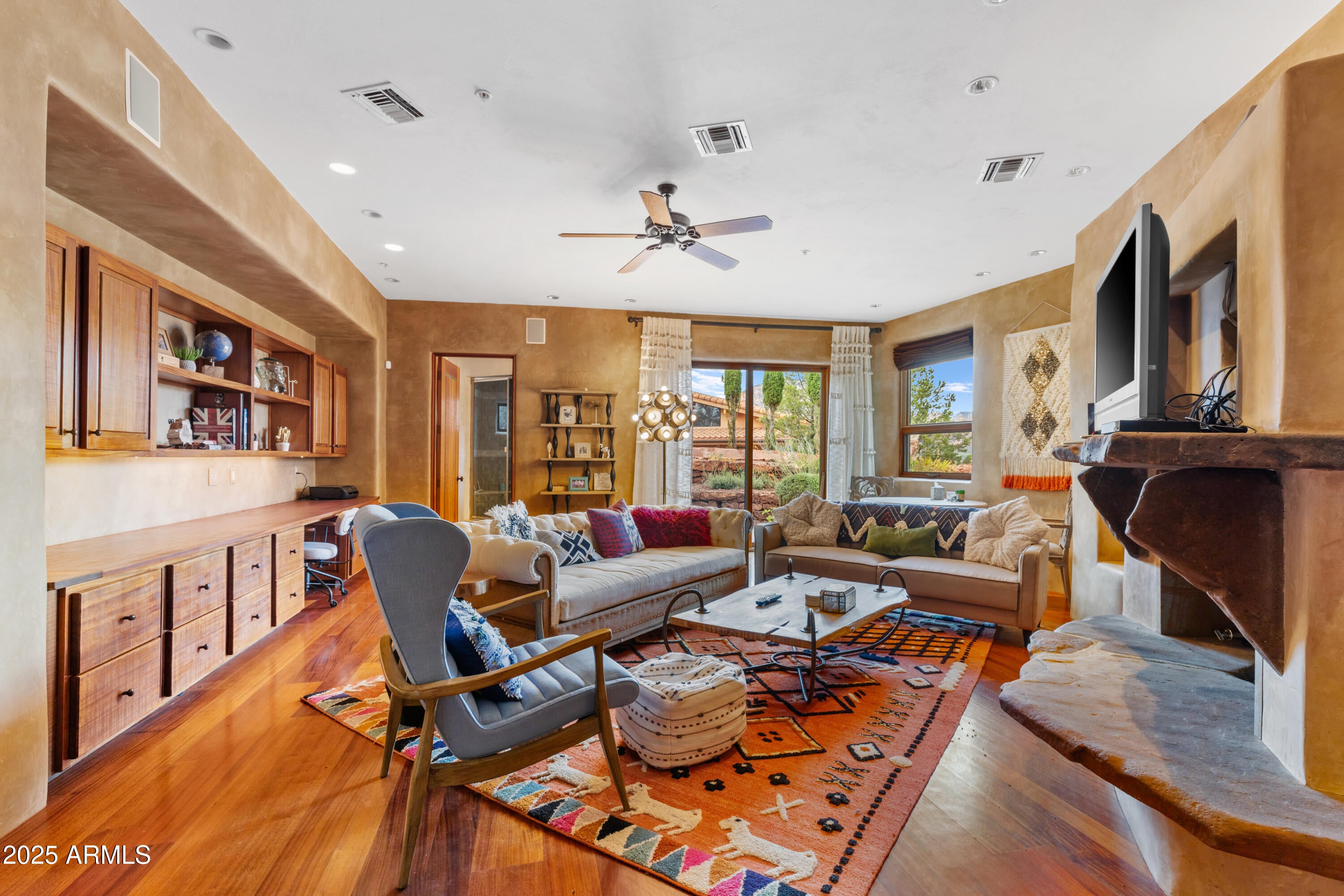 Sedona, Arizona, 86336, United States, 3 Bedrooms Bedrooms, ,6 BathroomsBathrooms,Residential,Active,1944279