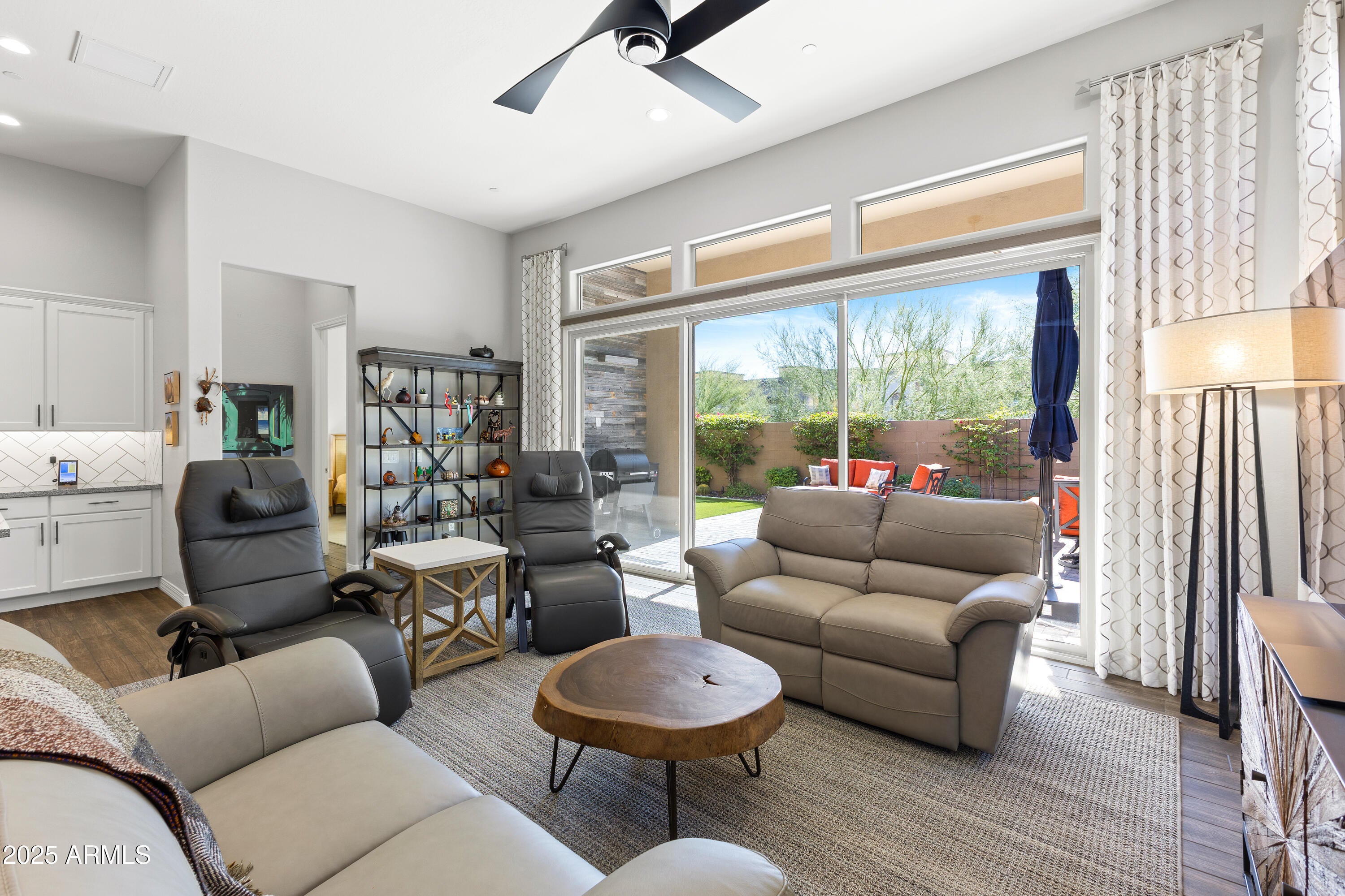 Scottsdale, Arizona, 85255, United States, 3 Bedrooms Bedrooms, ,3 BathroomsBathrooms,Residential,Active,1985572