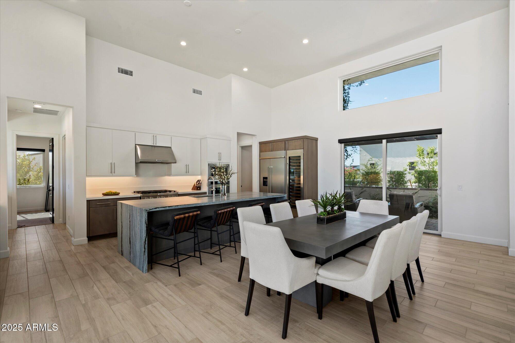 Queen Creek, Arizona, 85142, United States, 3 Bedrooms Bedrooms, ,4 BathroomsBathrooms,Residential,Active,1909837