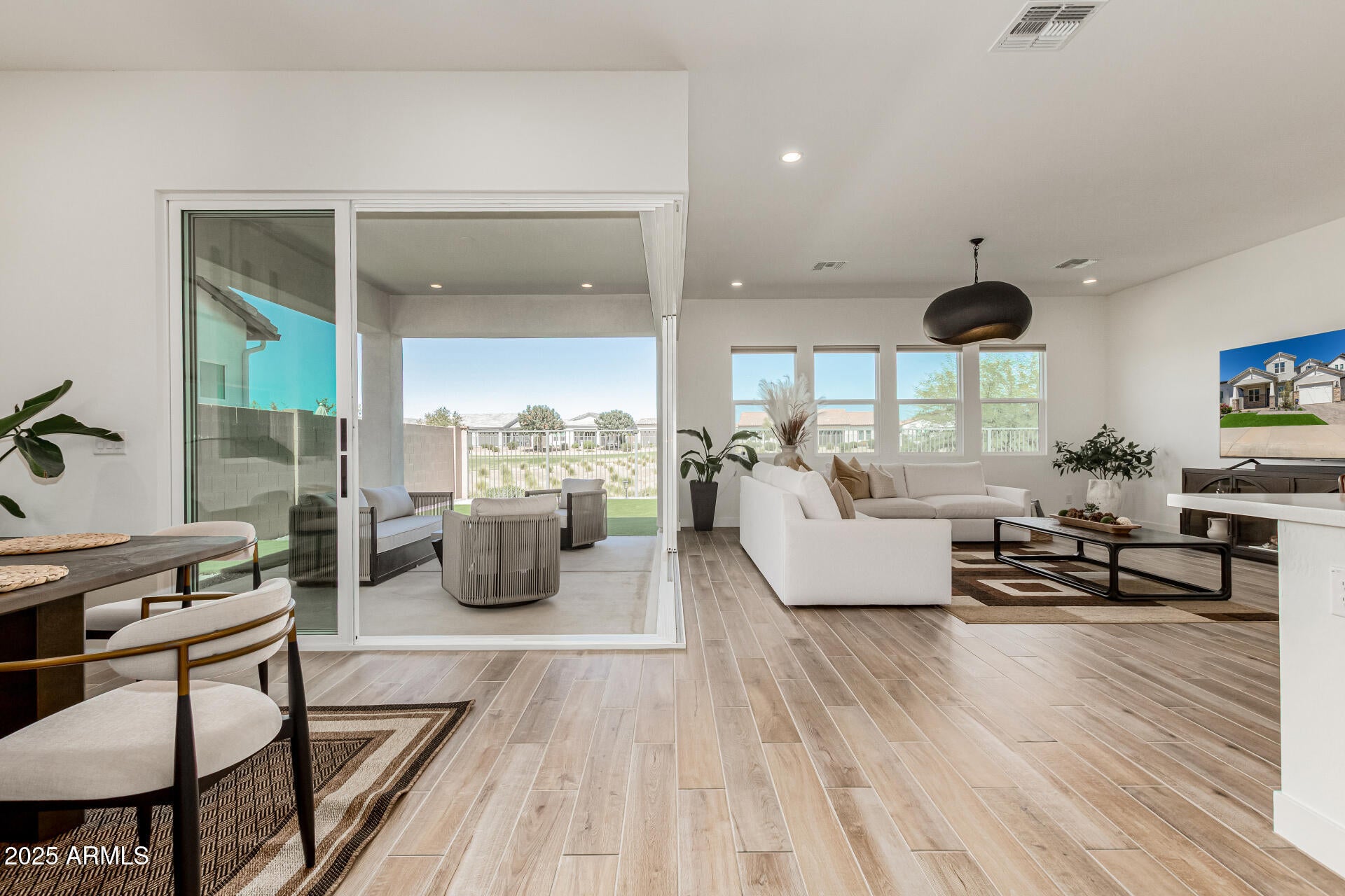Surprise, Arizona, 85388, United States, 5 Bedrooms Bedrooms, ,5 BathroomsBathrooms,Residential,Active,1943788