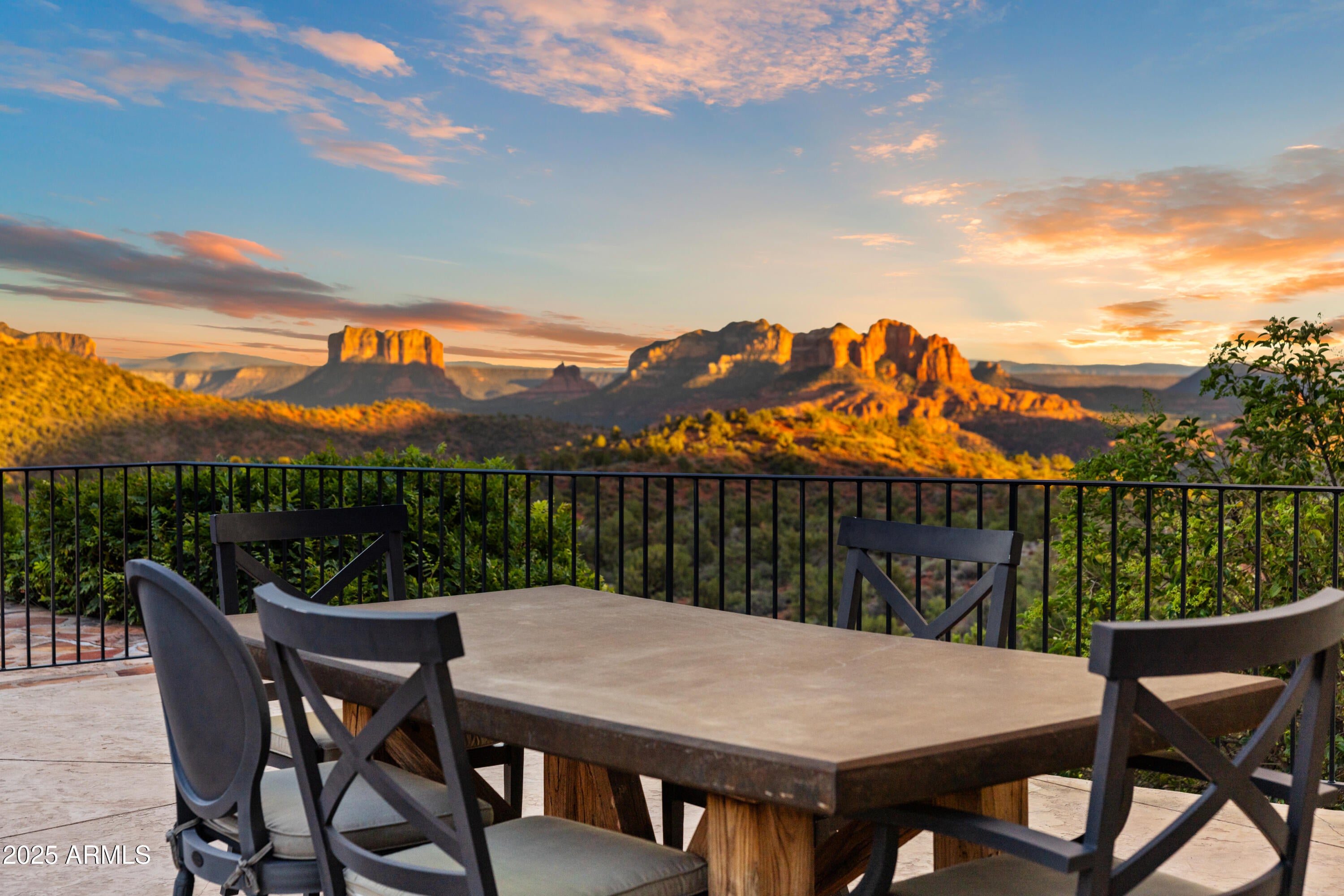 Sedona, Arizona, 86336, United States, 3 Bedrooms Bedrooms, ,6 BathroomsBathrooms,Residential,Active,1944279