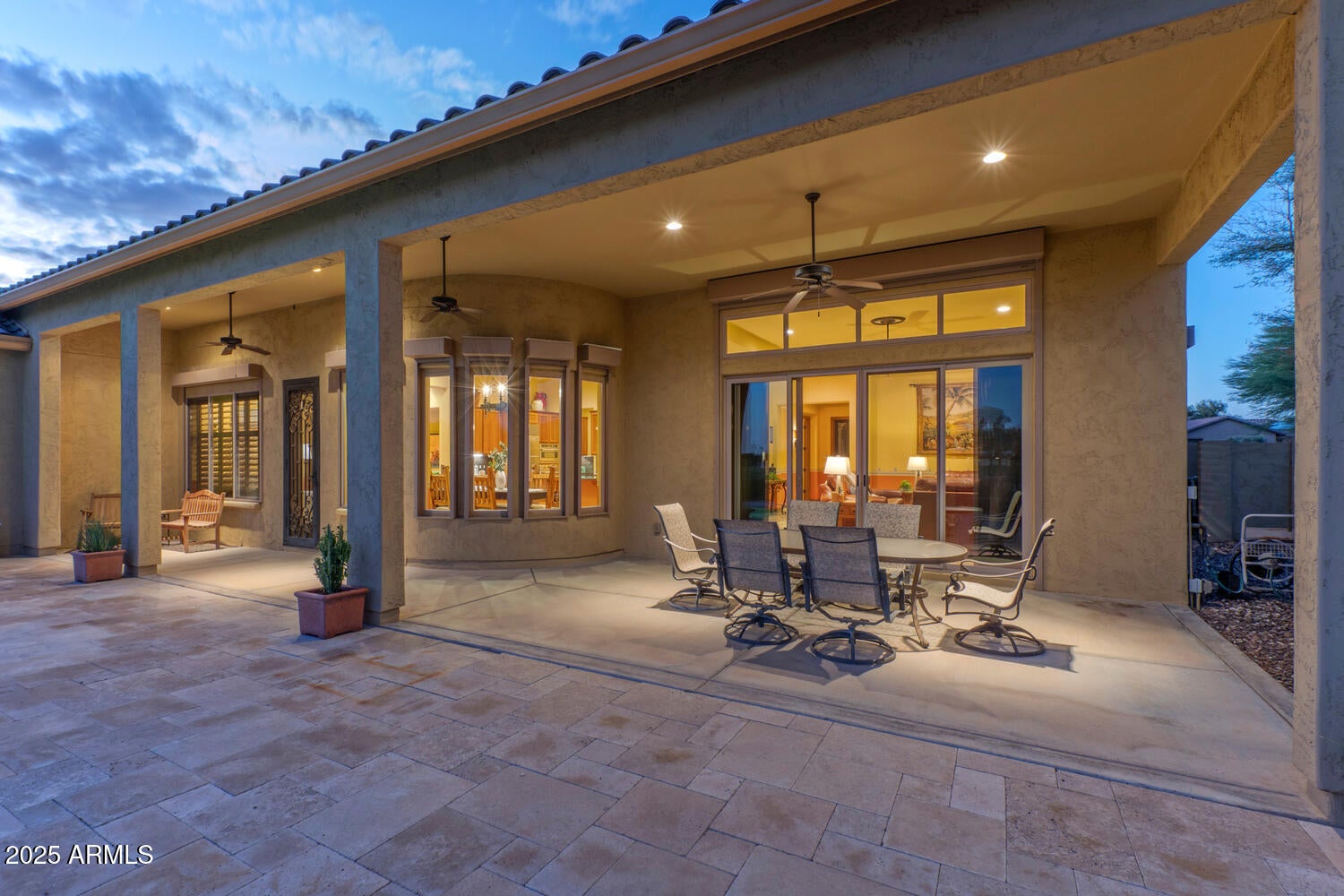 Goodyear, Arizona, 85395, United States, 4 Bedrooms Bedrooms, ,4 BathroomsBathrooms,Residential,Pending,1969760