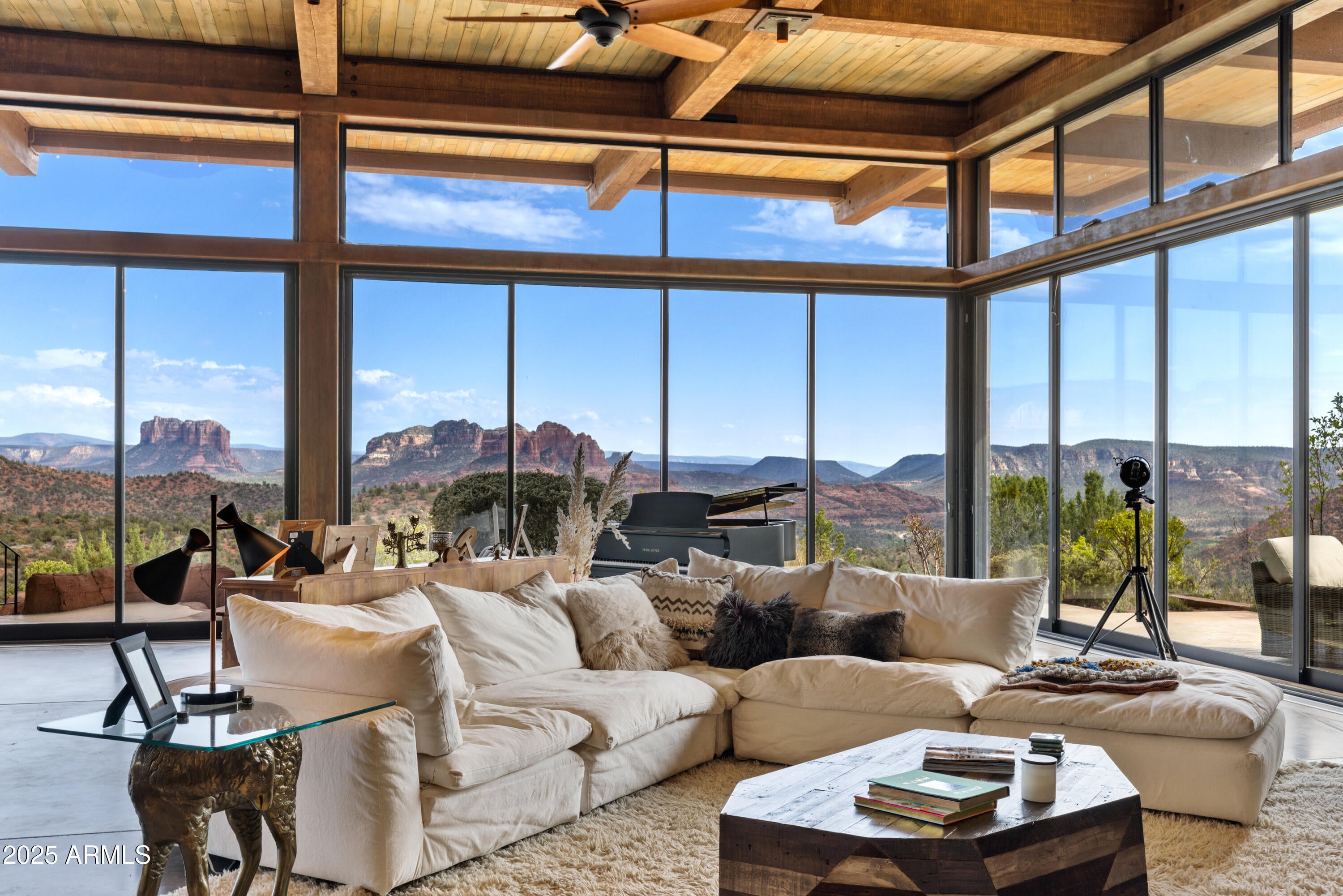 Sedona, Arizona, 86336, United States, 3 Bedrooms Bedrooms, ,6 BathroomsBathrooms,Residential,Active,1944279