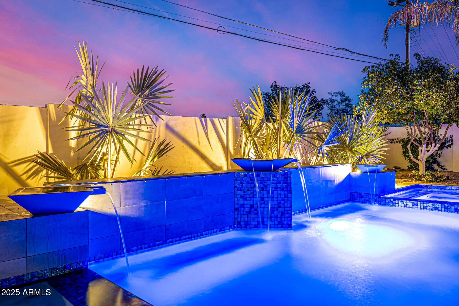 Phoenix, Arizona, 85018, United States, 4 Bedrooms Bedrooms, ,5 BathroomsBathrooms,Residential,Active,1968090