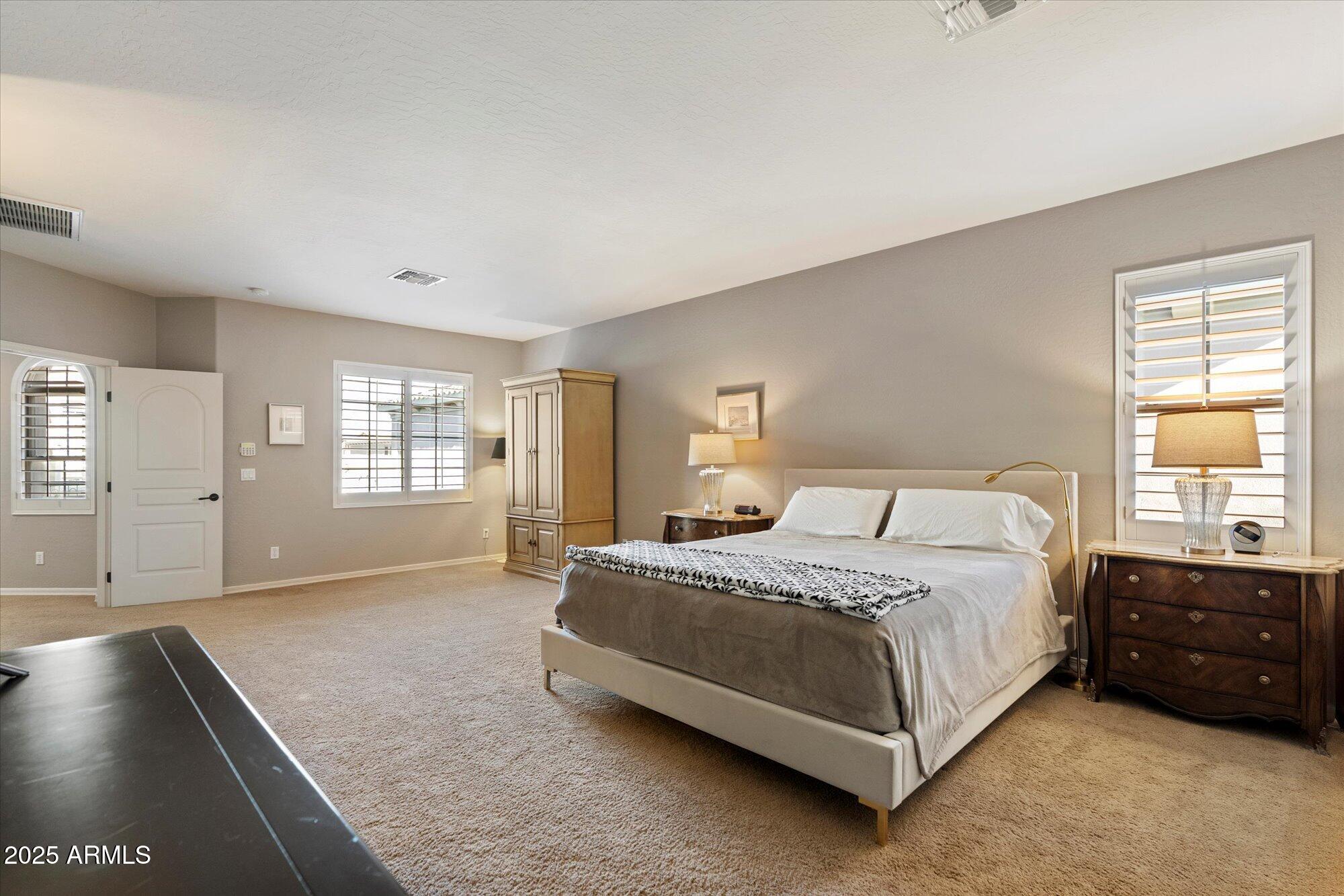 Phoenix, Arizona, 85050, United States, 4 Bedrooms Bedrooms, ,4 BathroomsBathrooms,Residential,Active,1999268