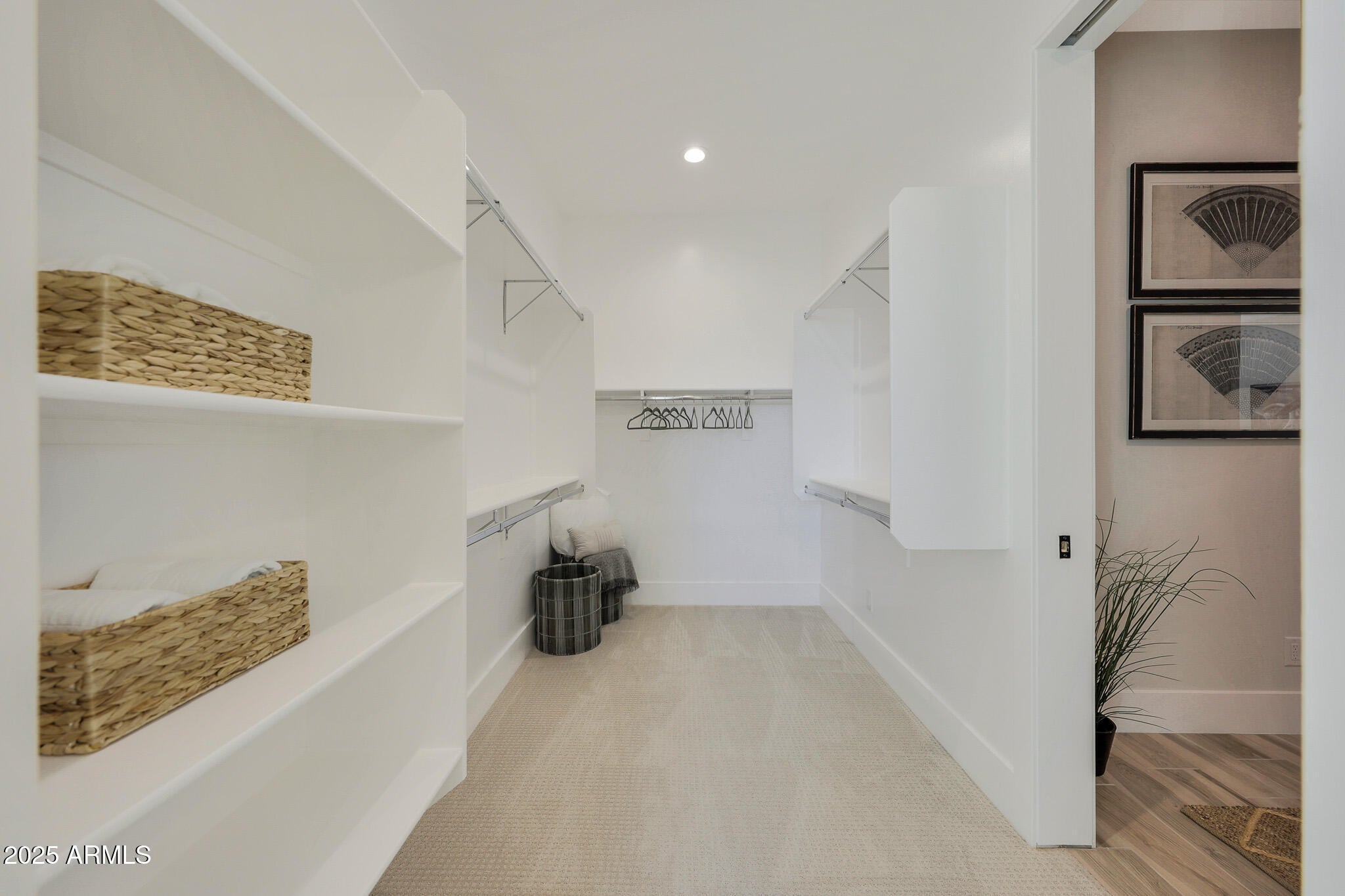 Prescott Valley, Arizona, 86315, United States, 4 Bedrooms Bedrooms, ,3 BathroomsBathrooms,Residential,Active,1960143