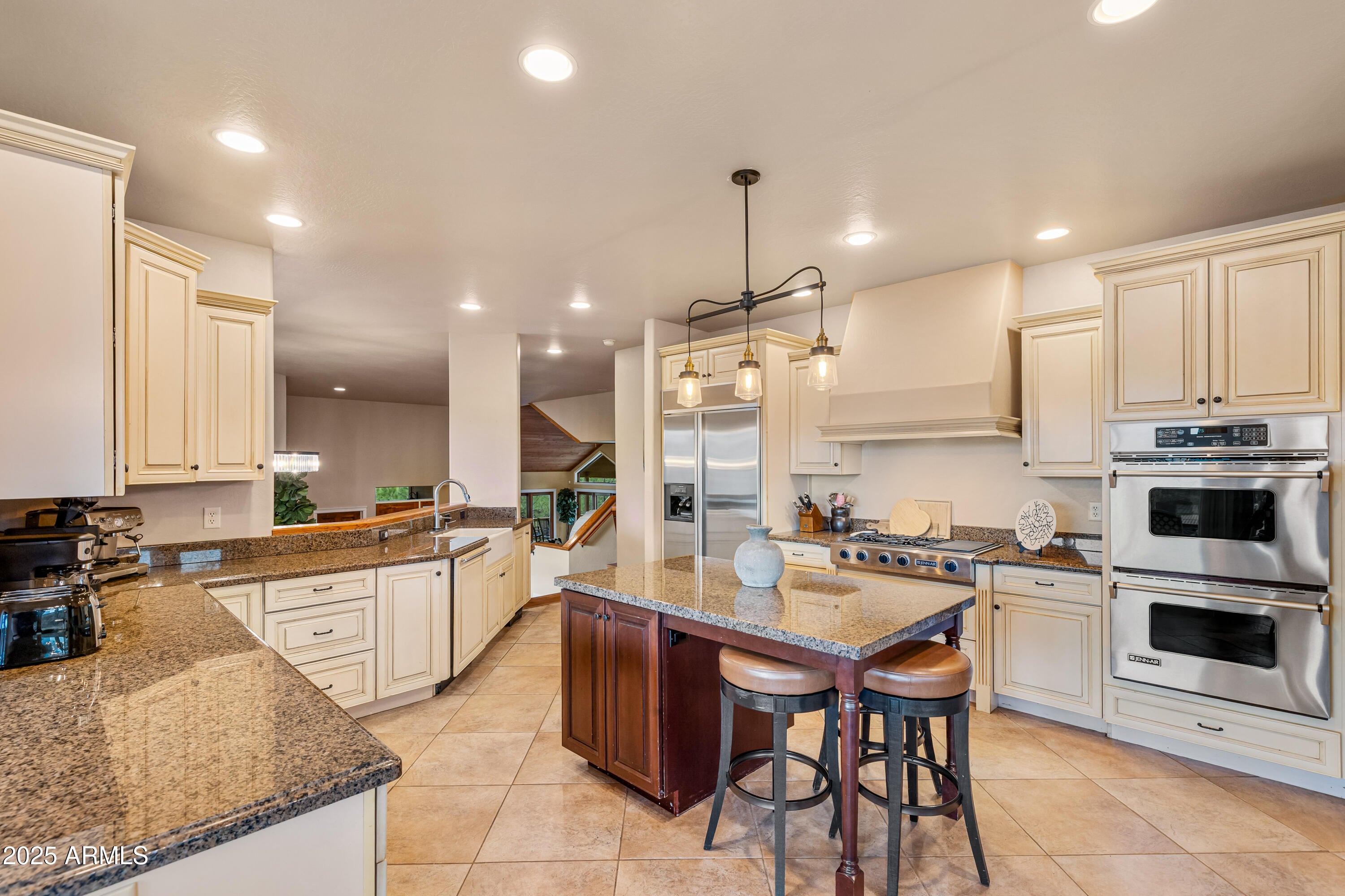 Flagstaff, Arizona, 86004, United States, 5 Bedrooms Bedrooms, ,5 BathroomsBathrooms,Residential,Active,1834471