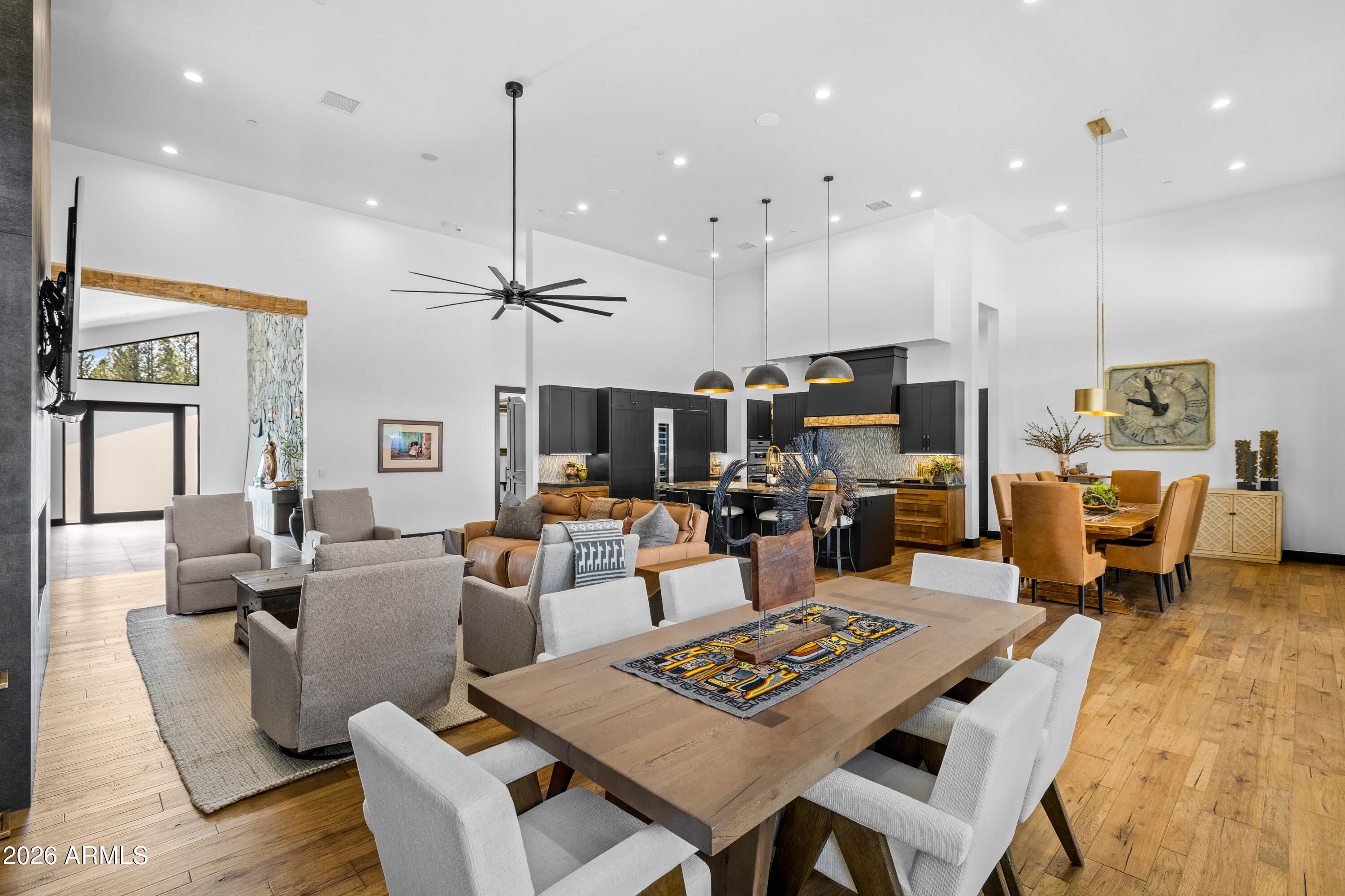 Flagstaff, Arizona, 86005, United States, 4 Bedrooms Bedrooms, ,4 BathroomsBathrooms,Residential,Active,2010909