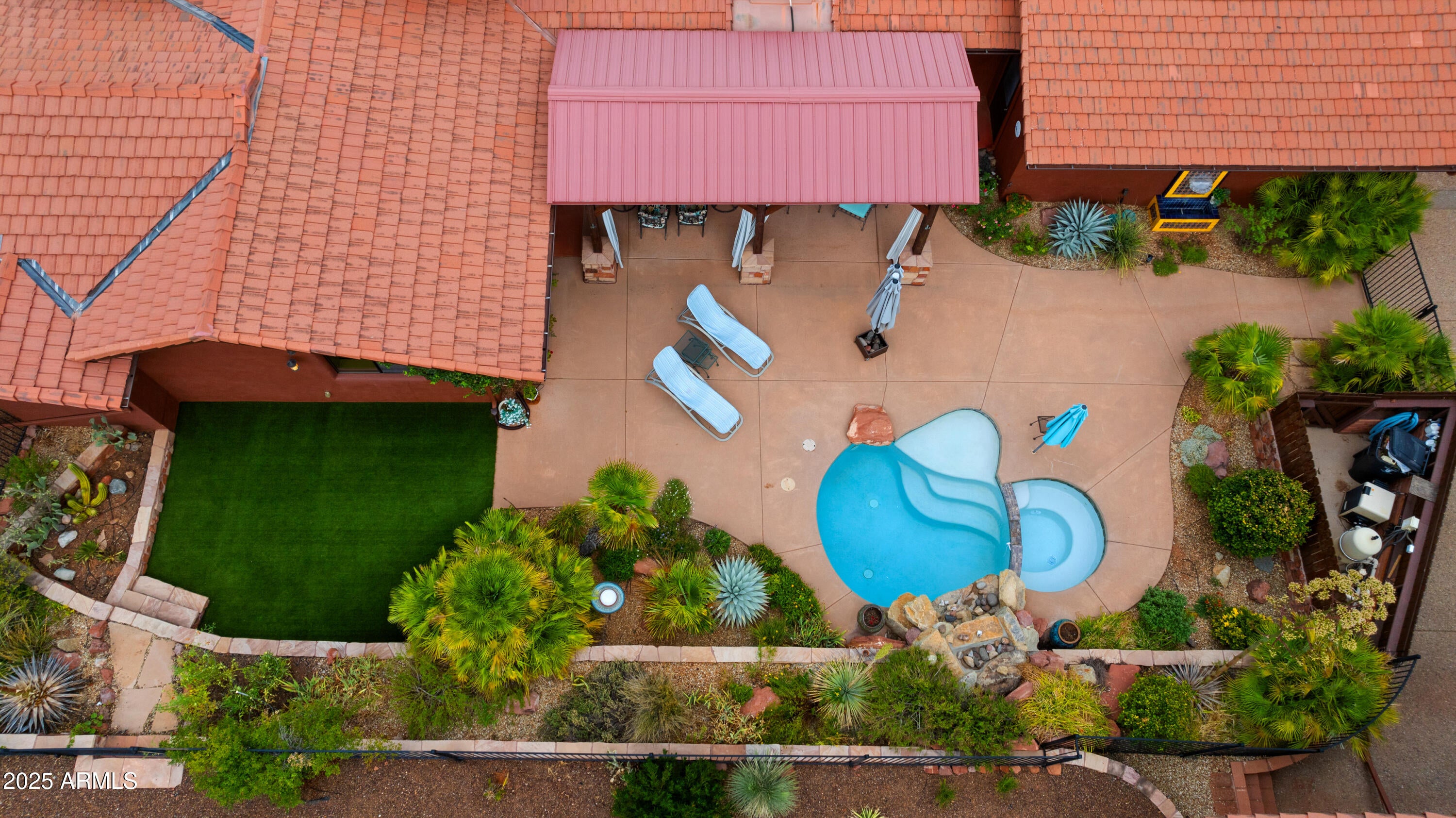 Sedona, Arizona, 86336, United States, 4 Bedrooms Bedrooms, ,4 BathroomsBathrooms,Residential,Active,1929401