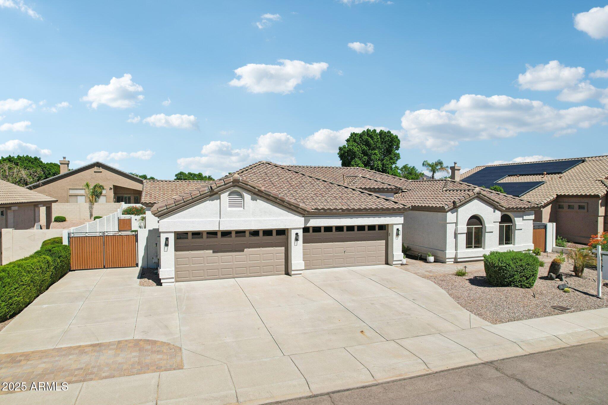 Glendale, Arizona, 85308, United States, 5 Bedrooms Bedrooms, ,4 BathroomsBathrooms,Residential,Active,1945319