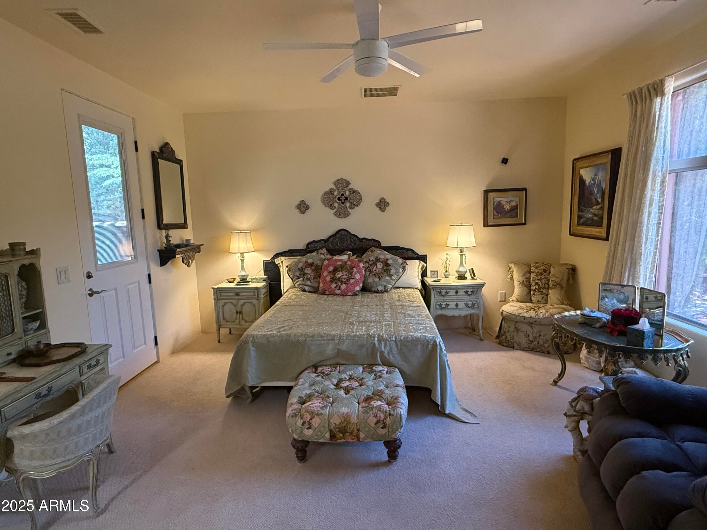 Sedona, Arizona, 86336, United States, 3 Bedrooms Bedrooms, ,3 BathroomsBathrooms,Residential,Active,1944285