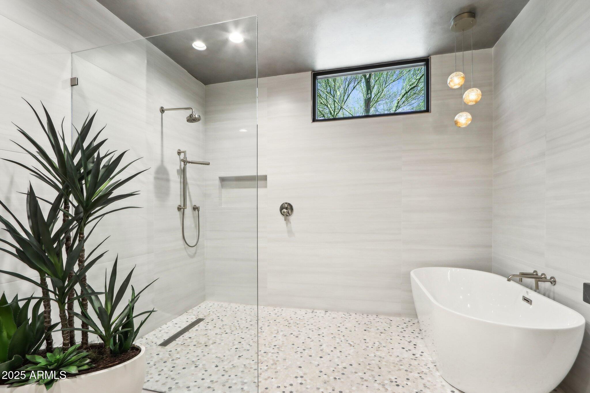 Scottsdale, Arizona, 85262, United States, 3 Bedrooms Bedrooms, ,4 BathroomsBathrooms,Residential,Active,1922527