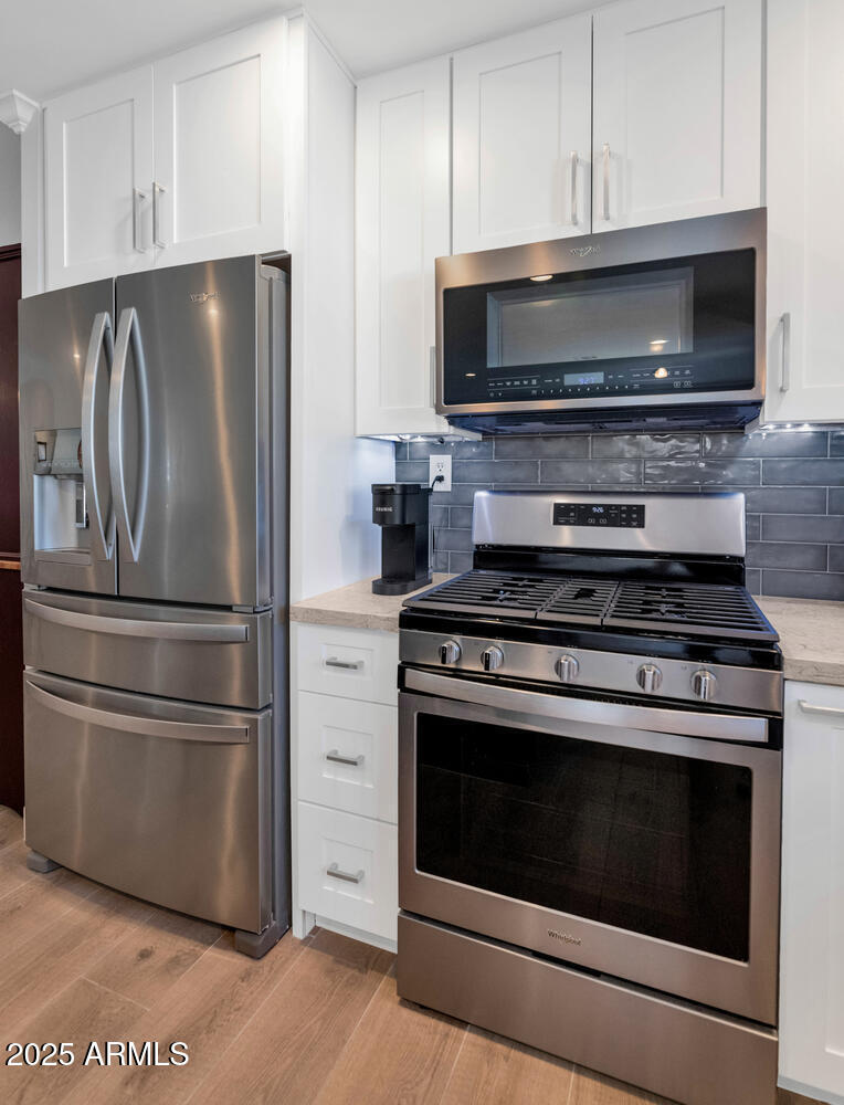 Phoenix, Arizona, 85018, United States, 4 Bedrooms Bedrooms, ,3 BathroomsBathrooms,Residential,Active,1990035