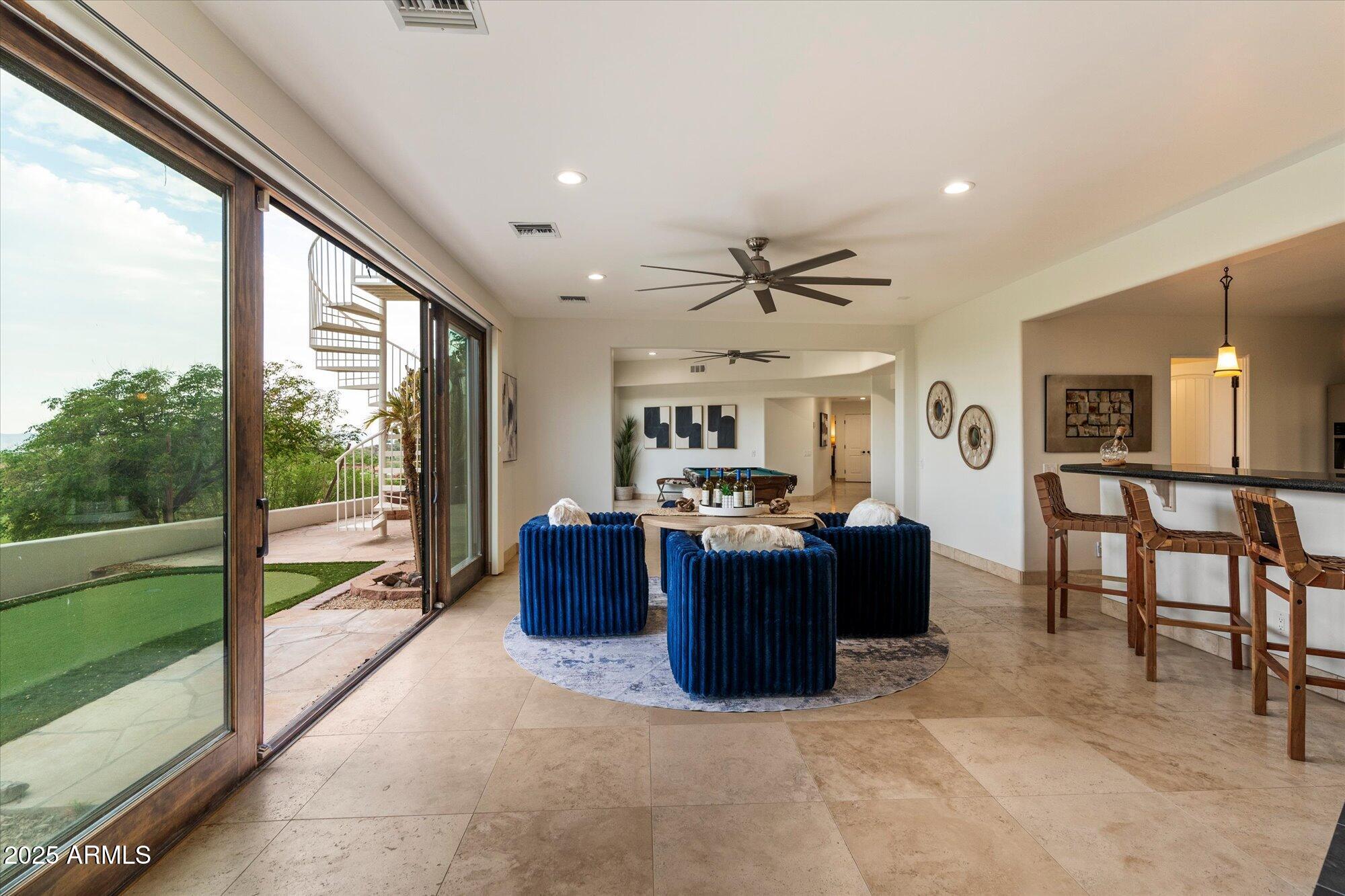 Paradise Valley, Arizona, 85253, United States, 6 Bedrooms Bedrooms, ,7 BathroomsBathrooms,Residential,Active,1946519