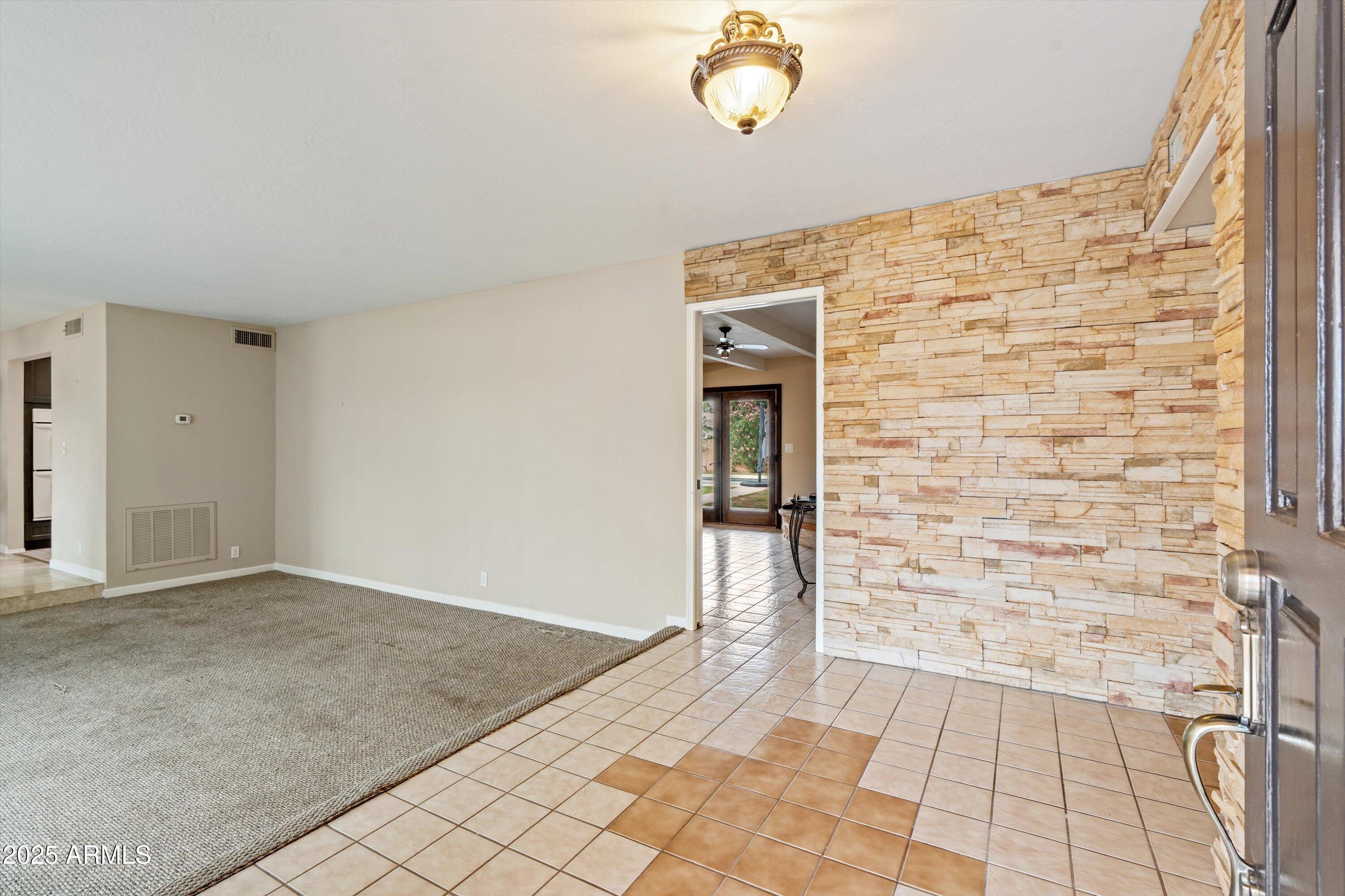 Scottsdale, Arizona, 85254, United States, 4 Bedrooms Bedrooms, ,3 BathroomsBathrooms,Residential,Contingent,2006859