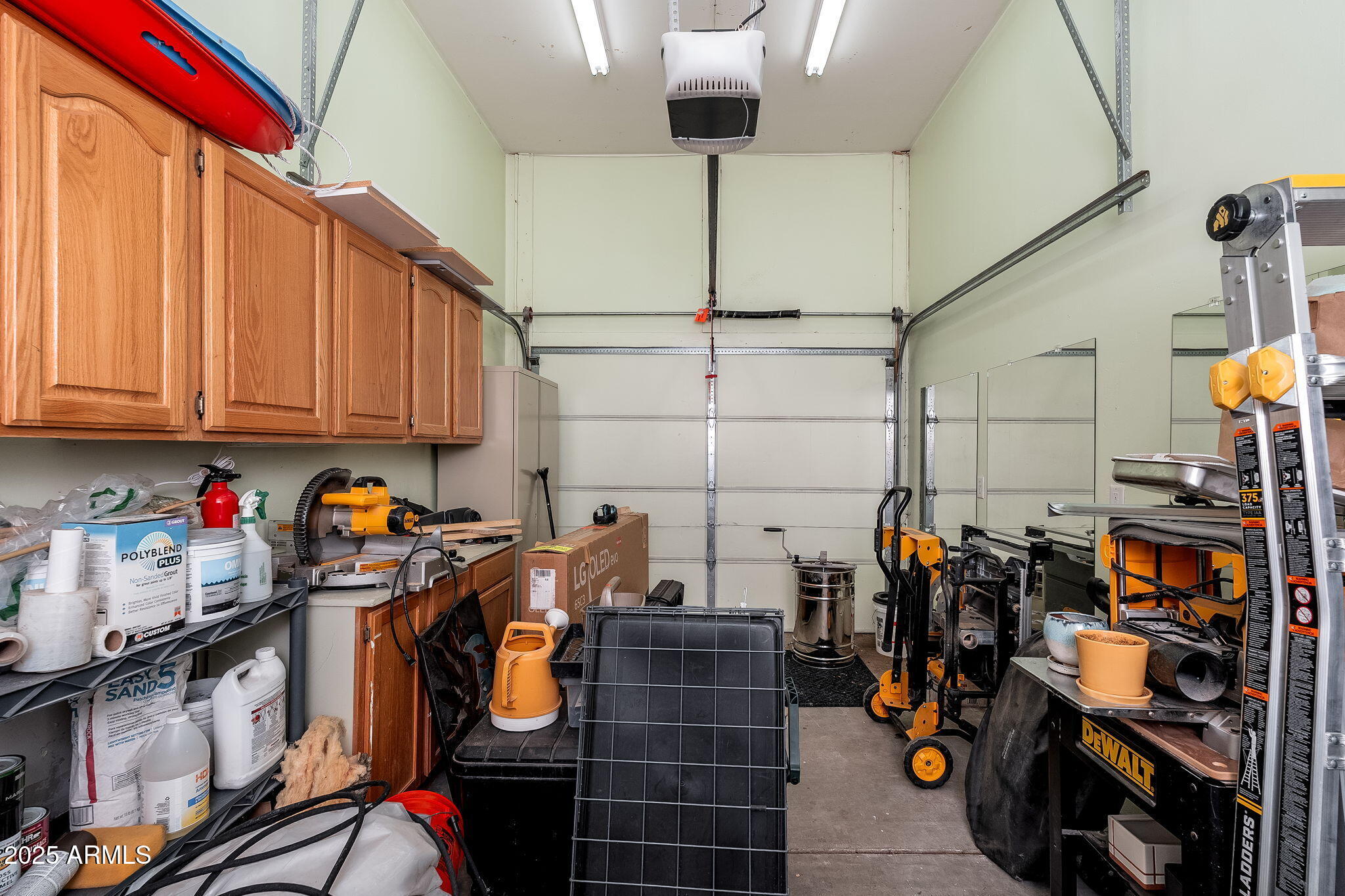 Flagstaff, Arizona, 86004, United States, 5 Bedrooms Bedrooms, ,4 BathroomsBathrooms,Residential,Active,1894165