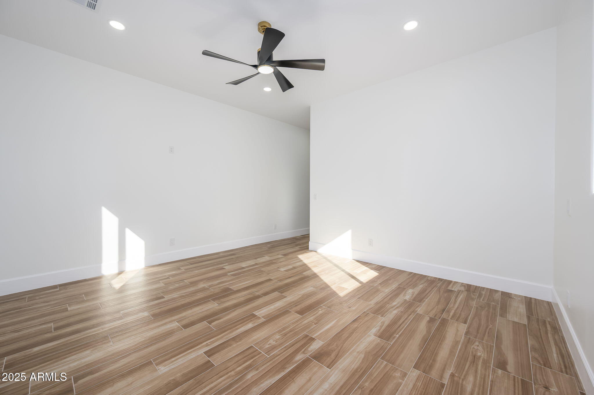 Mesa, Arizona, 85215, United States, 5 Bedrooms Bedrooms, ,6 BathroomsBathrooms,Residential,Active,2007302