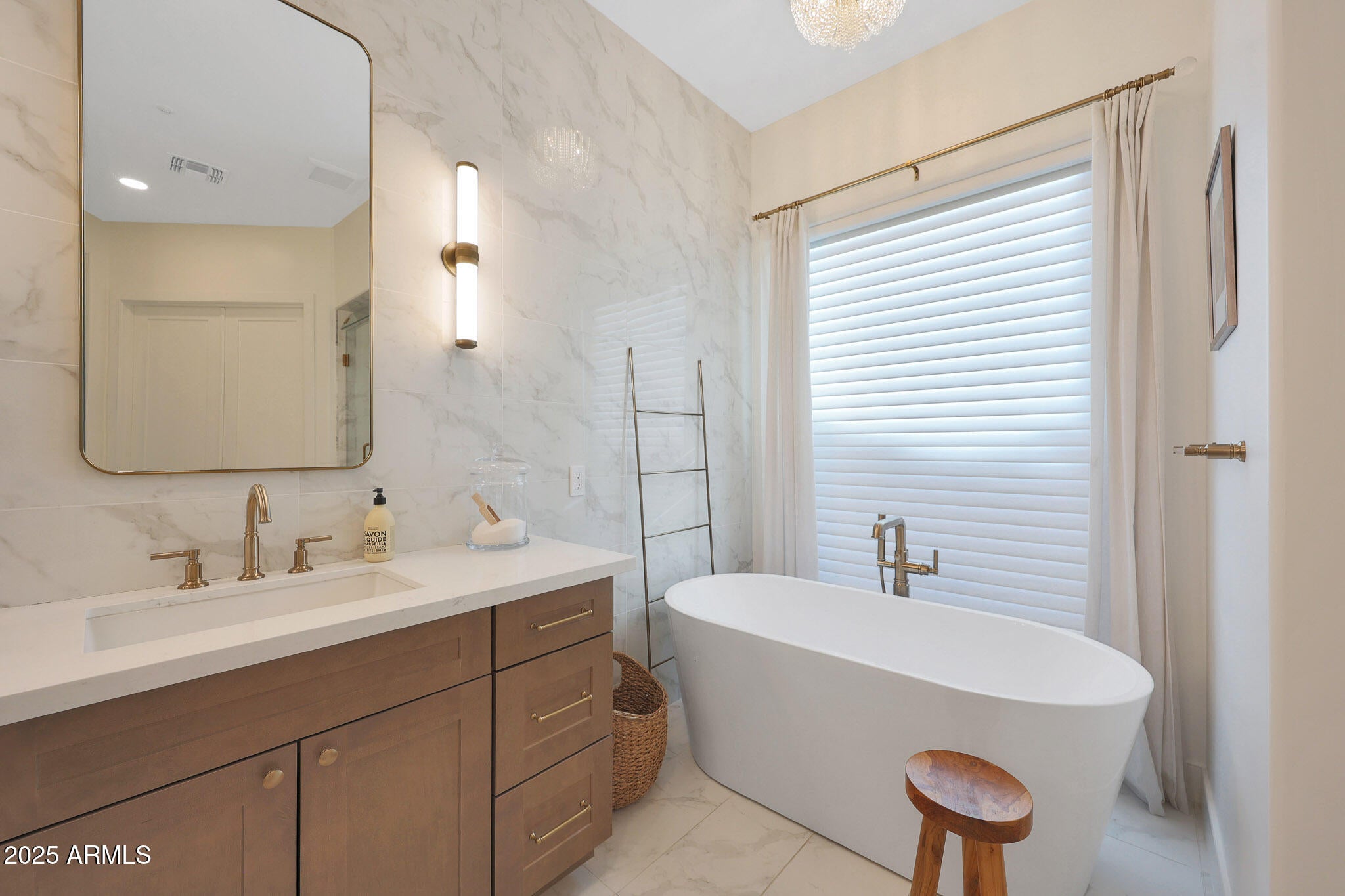 Scottsdale, Arizona, 85255, United States, 4 Bedrooms Bedrooms, ,3 BathroomsBathrooms,Residential,Active,1922308