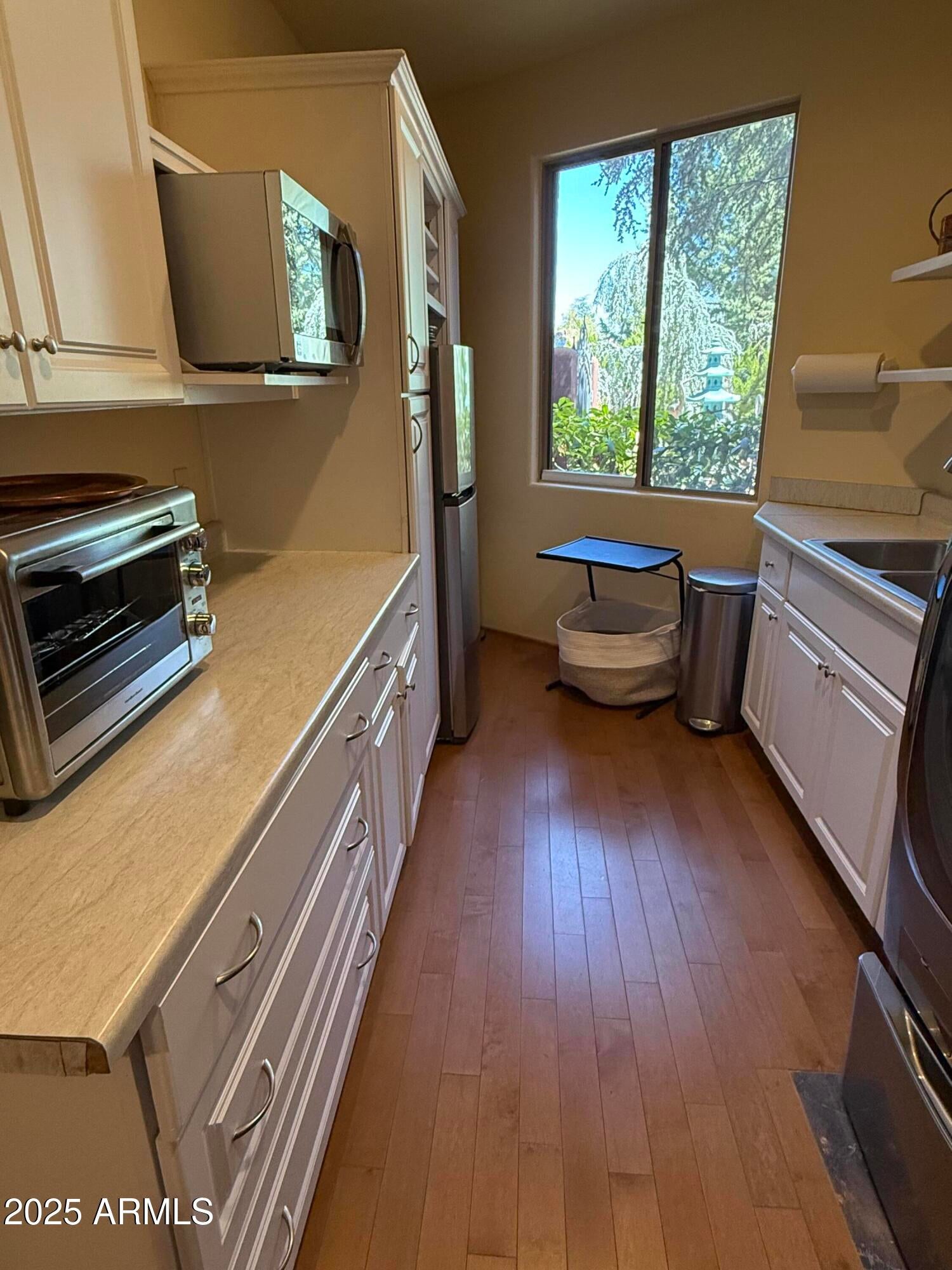 Sedona, Arizona, 86336, United States, 3 Bedrooms Bedrooms, ,3 BathroomsBathrooms,Residential,Active,1944285