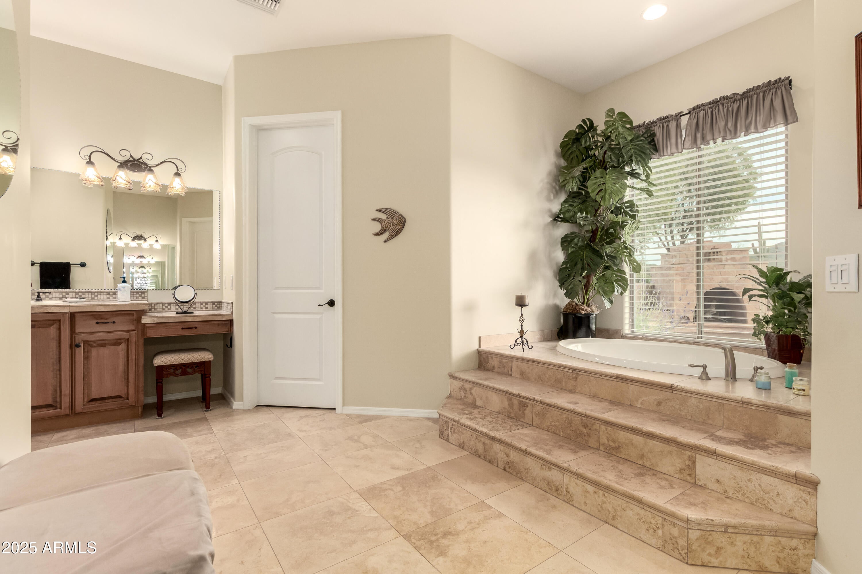 Cave Creek, Arizona, 85331, United States, 4 Bedrooms Bedrooms, ,4 BathroomsBathrooms,Residential,Active,2006894