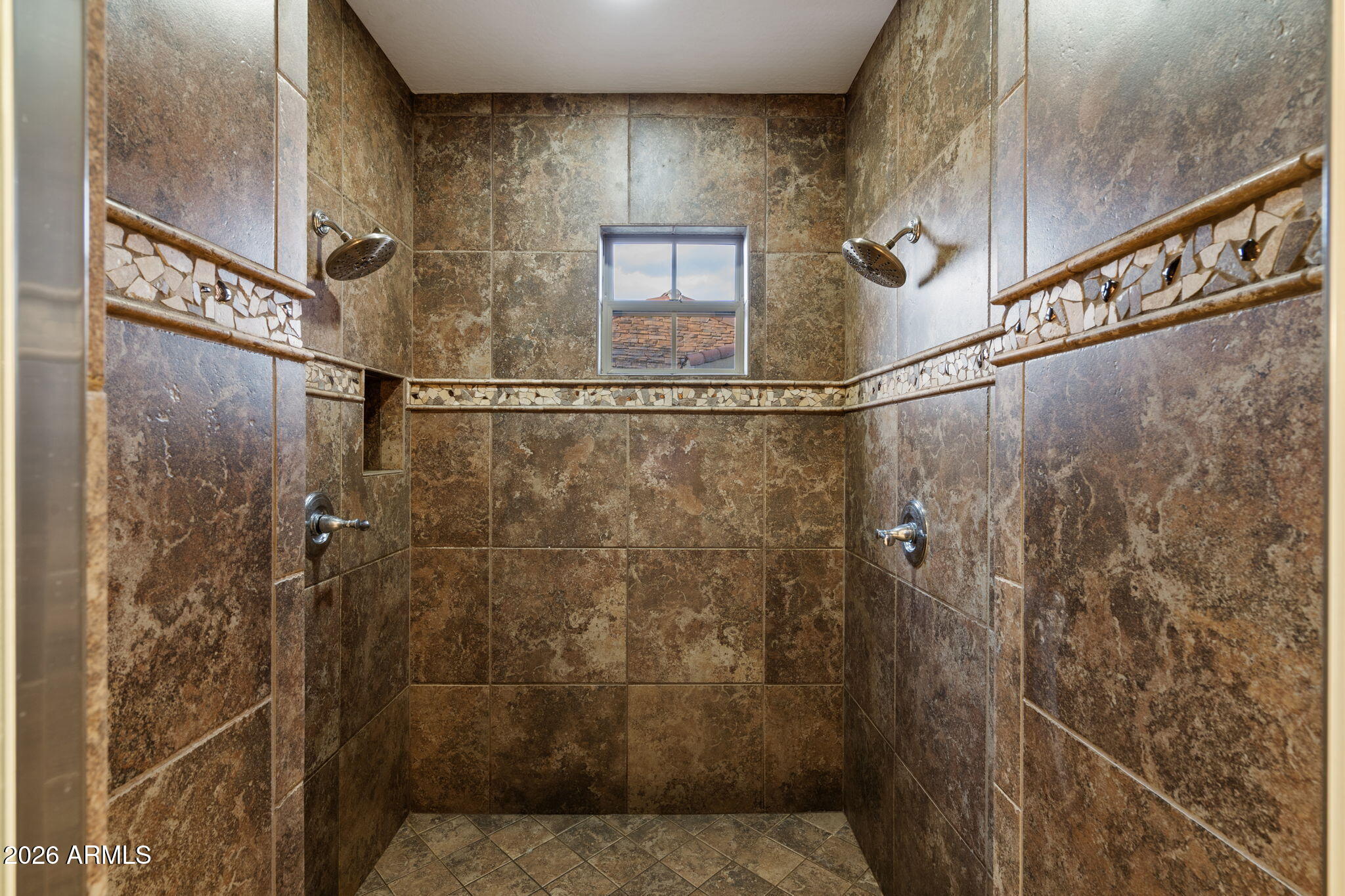 Phoenix, Arizona, 85050, United States, 4 Bedrooms Bedrooms, ,5 BathroomsBathrooms,Residential,Active,2013408