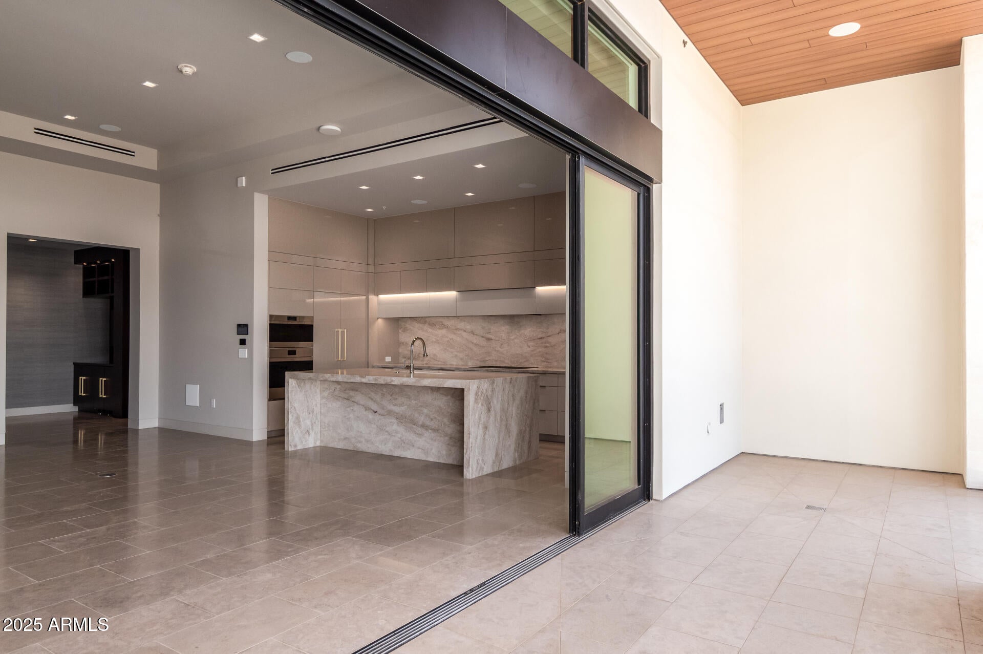 Paradise Valley, Arizona, 85253, United States, 1 Bedroom Bedrooms, ,2 BathroomsBathrooms,Residential,Active,1810519