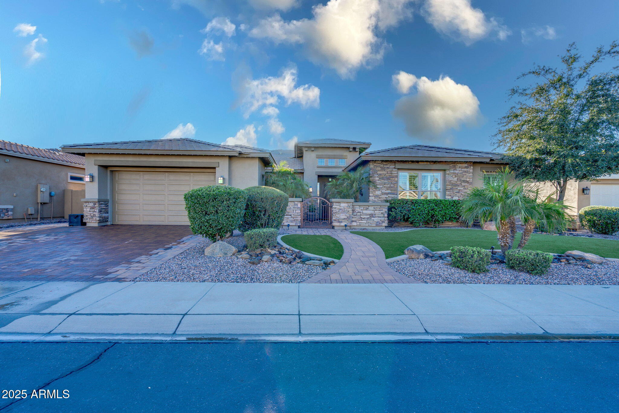 Gilbert, Arizona, 85298, United States, 3 Bedrooms Bedrooms, ,4 BathroomsBathrooms,Residential,Active,2006789