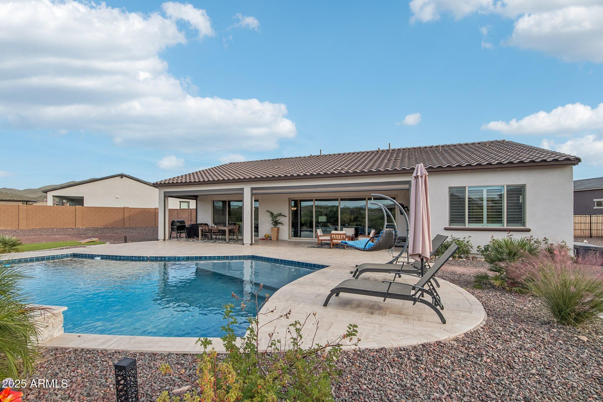 New River, Arizona, 85087, United States, 5 Bedrooms Bedrooms, ,4 BathroomsBathrooms,Residential,Active,1986912