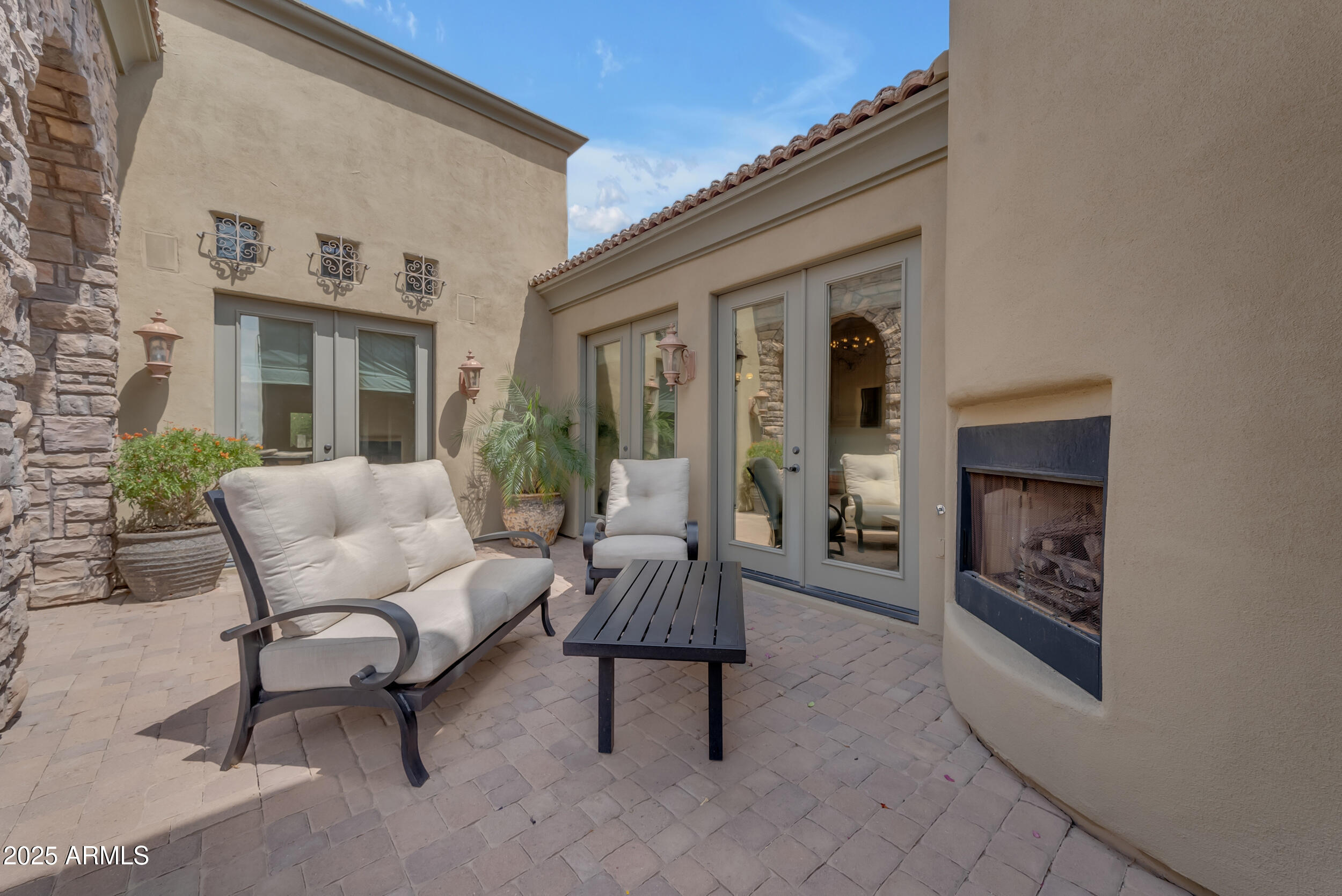 Mesa, Arizona, 85207, United States, 4 Bedrooms Bedrooms, ,3 BathroomsBathrooms,Residential,Active,1798058