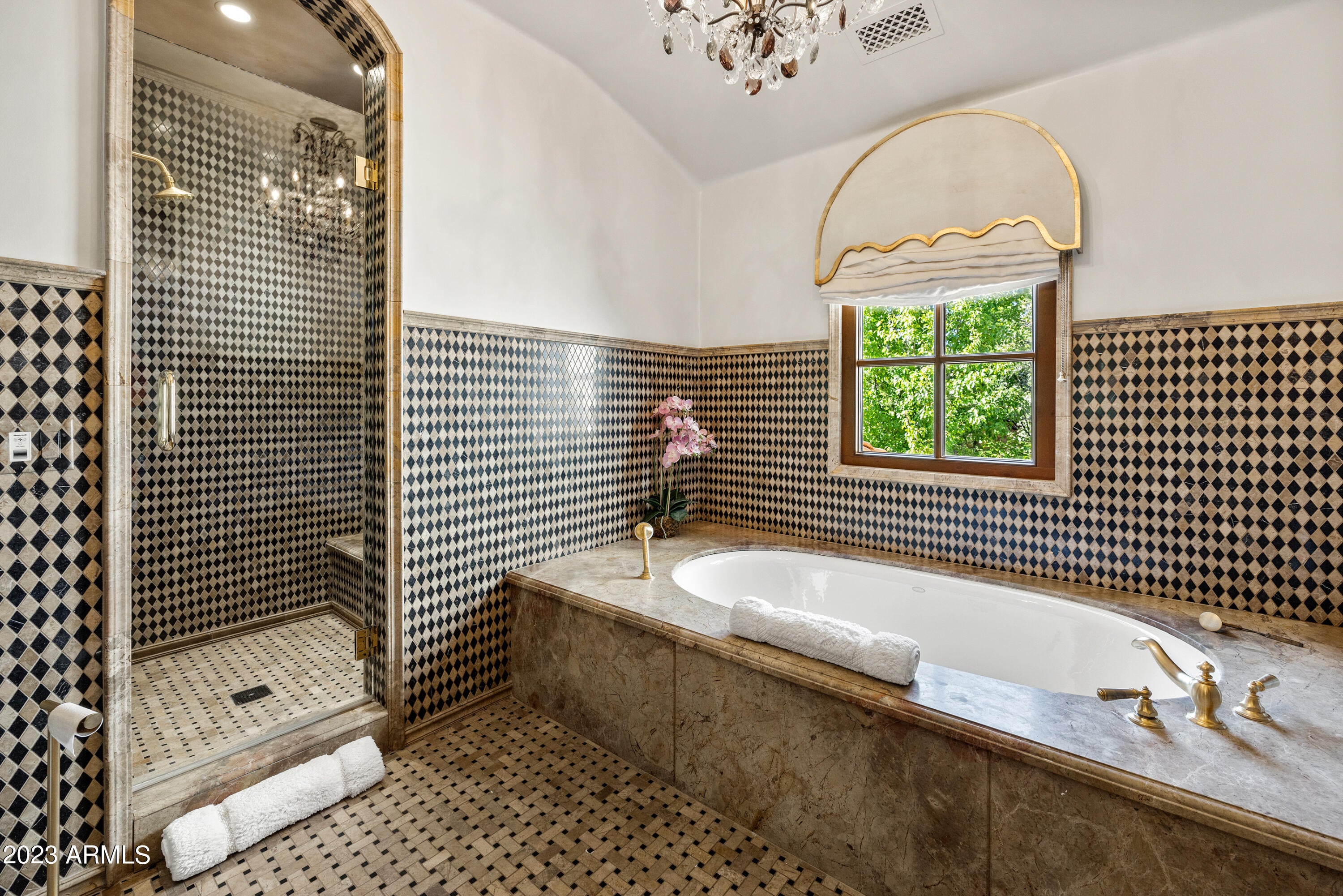 Sedona, Arizona, 86336, United States, 4 Bedrooms Bedrooms, ,6 BathroomsBathrooms,Residential,Active,1945095