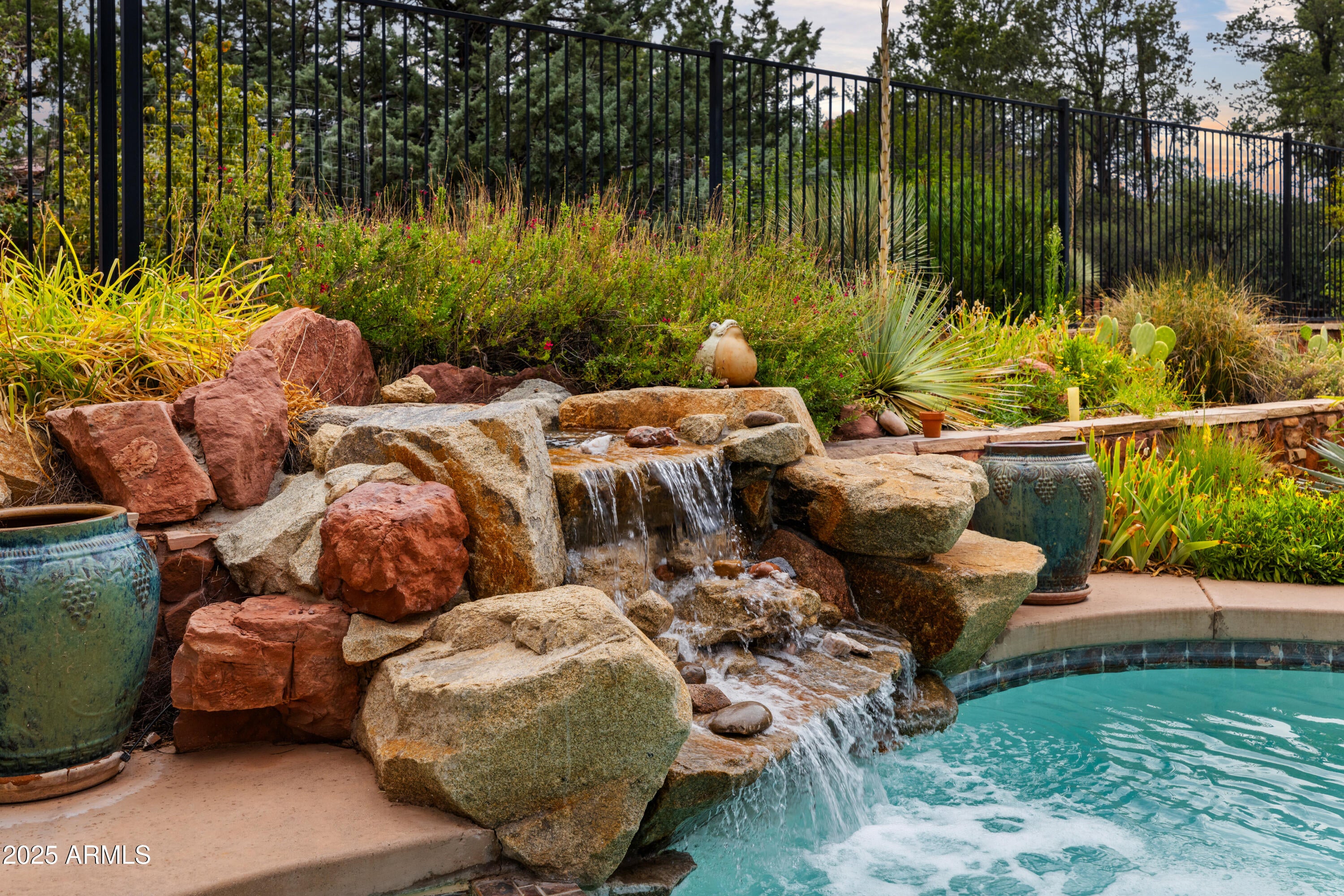 Sedona, Arizona, 86336, United States, 4 Bedrooms Bedrooms, ,4 BathroomsBathrooms,Residential,Active,1929401