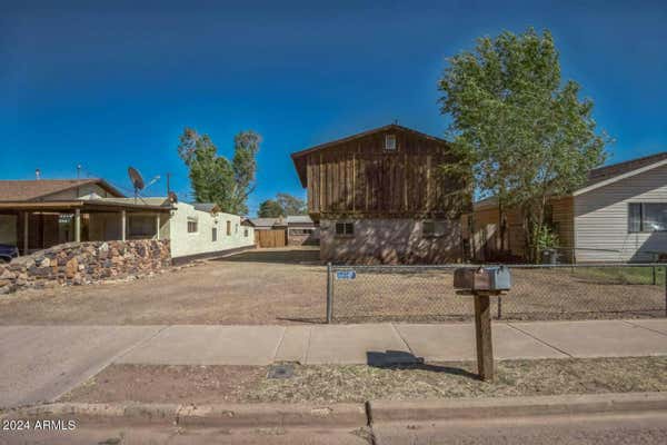 520 N COLORADO AVE, WINSLOW, AZ 86047 - Image 1